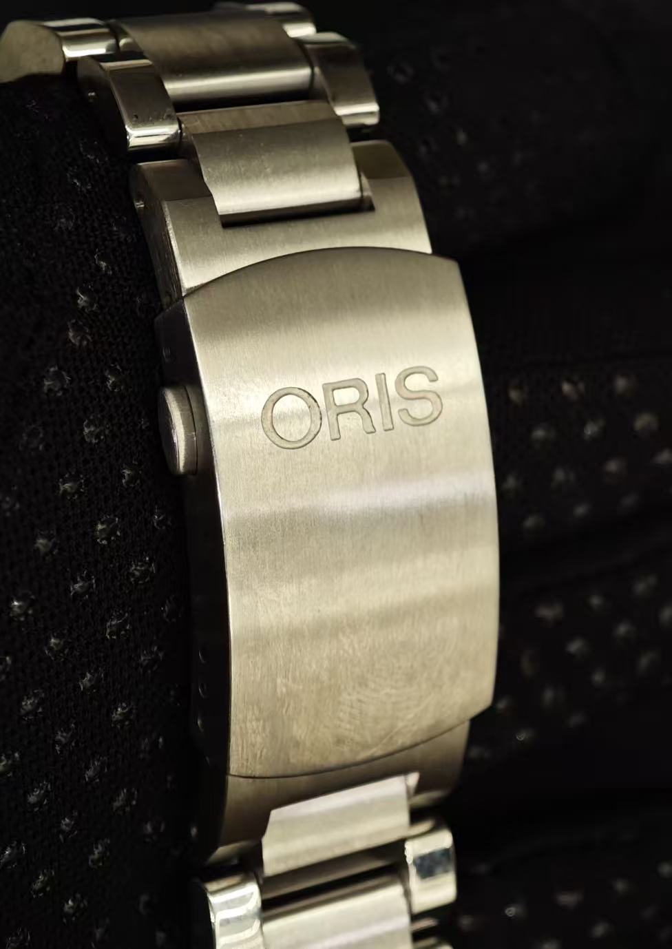 Oris 01-733-7653-4137-07-8-26-01PEB detail 4