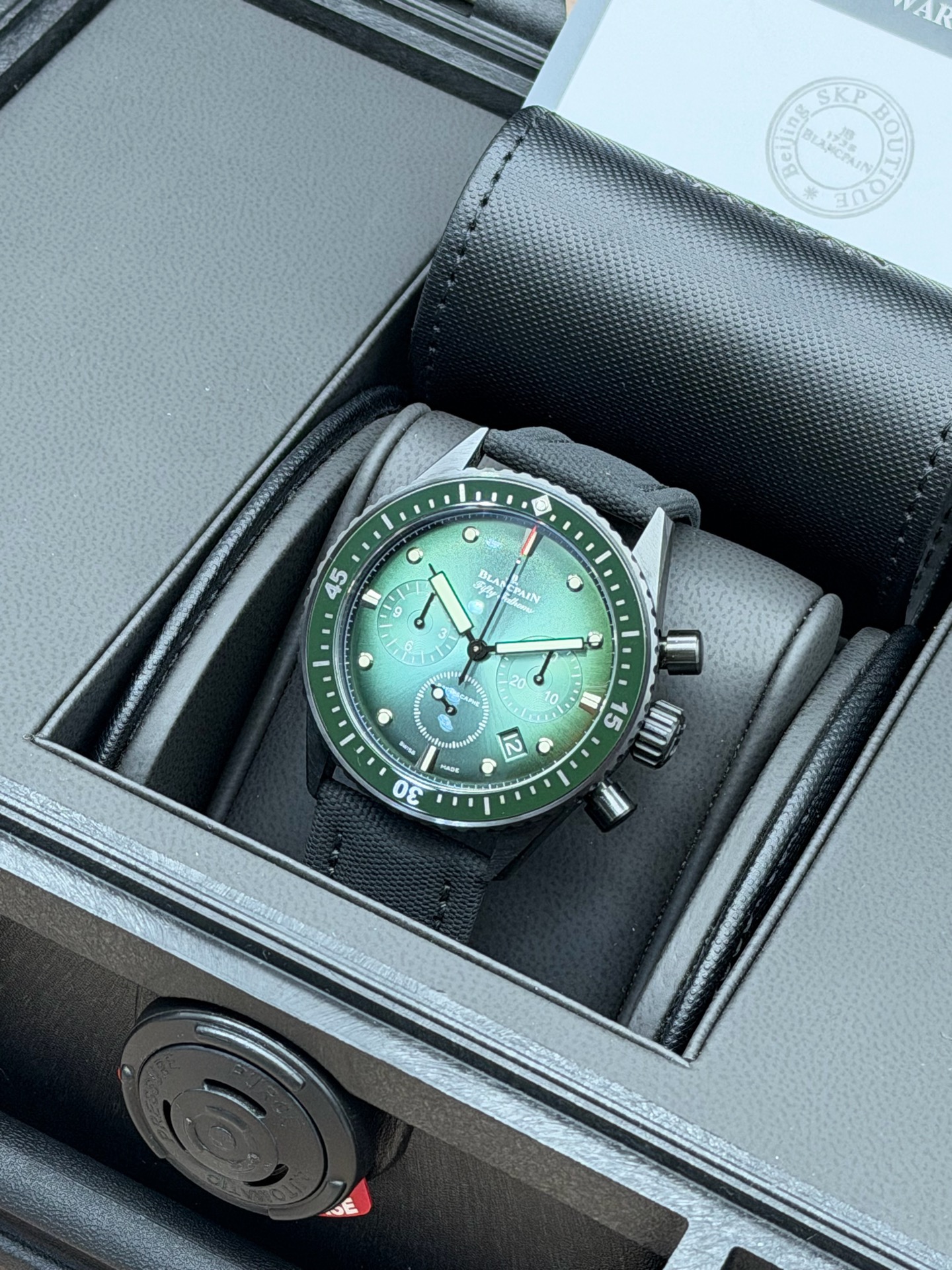 Blancpain 5200 0153 B52A detail 2