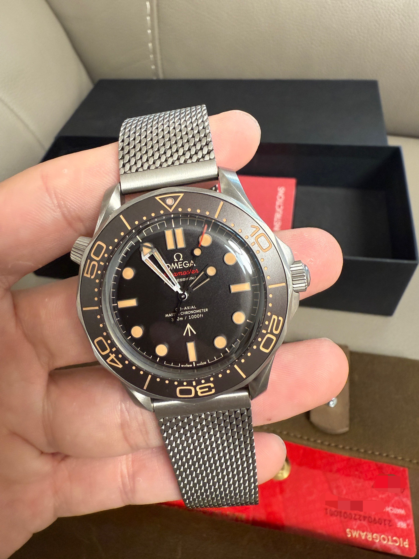 Omega 210.90.42.20.01.001