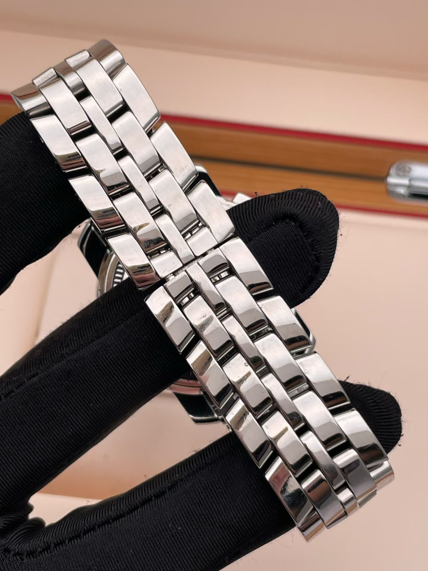 Baume & Mercier MOA08386 detail 4