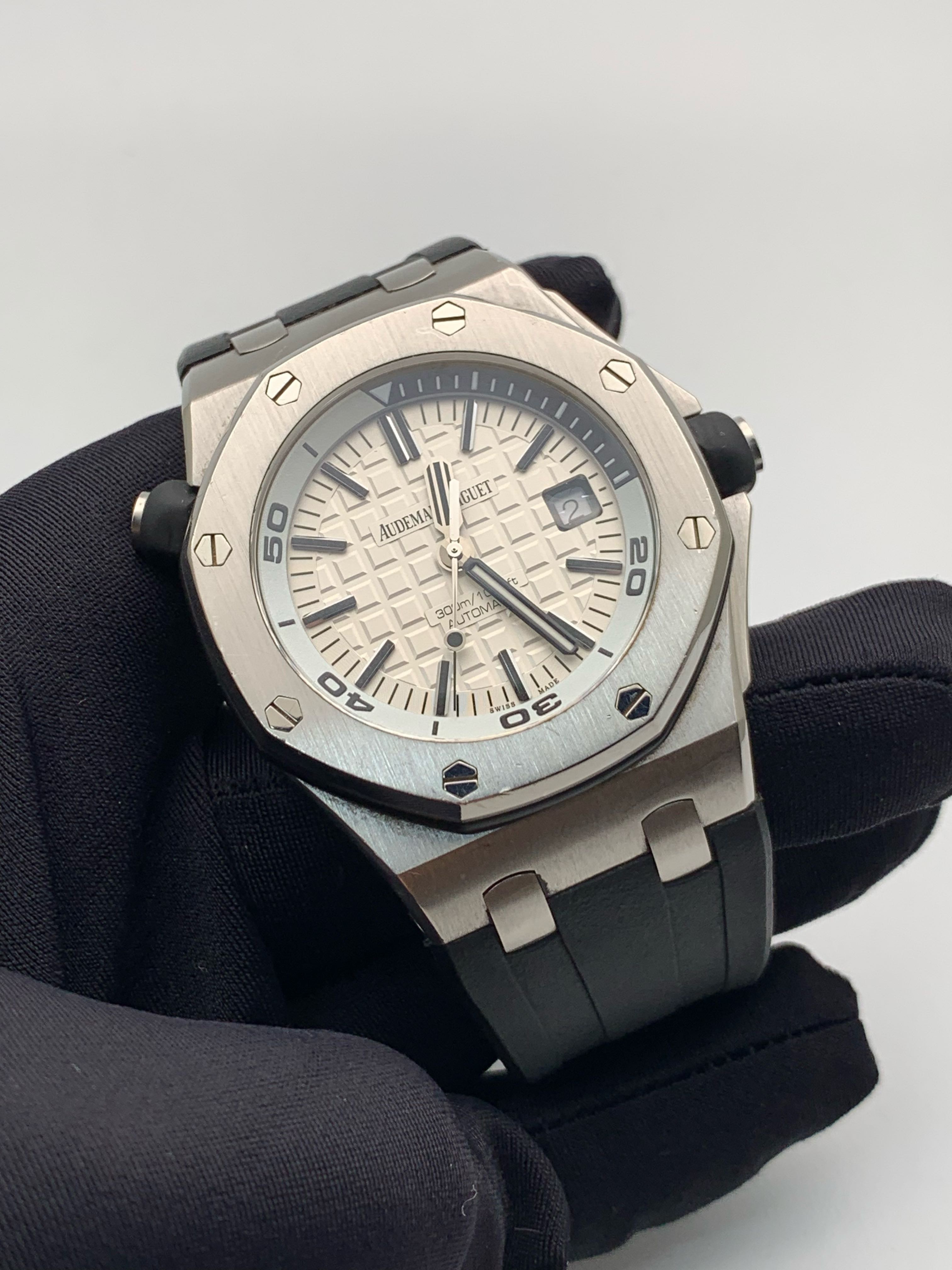 Audemars Piguet 15710ST.OO.A002CA.02 detail 2