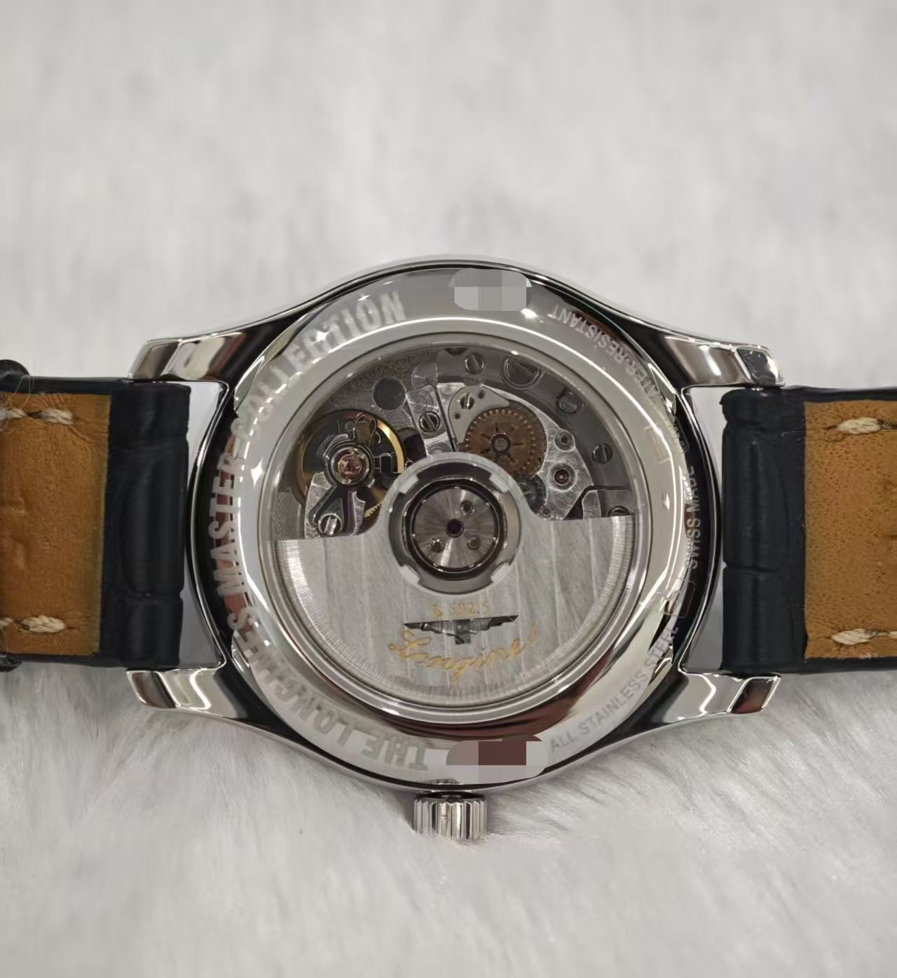 Longines L2.257.4.97.0 detail 3