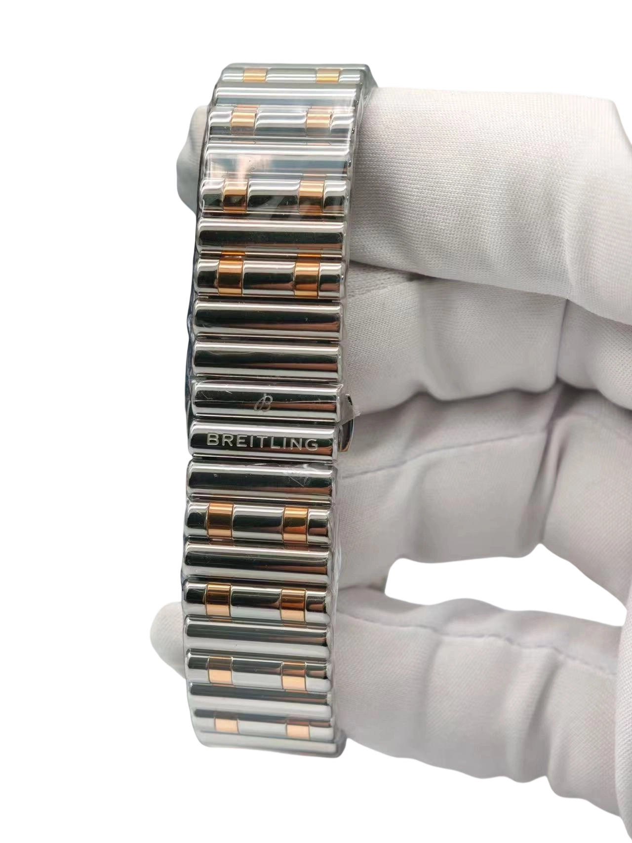 Breitling U17356531L1U1 detail 3