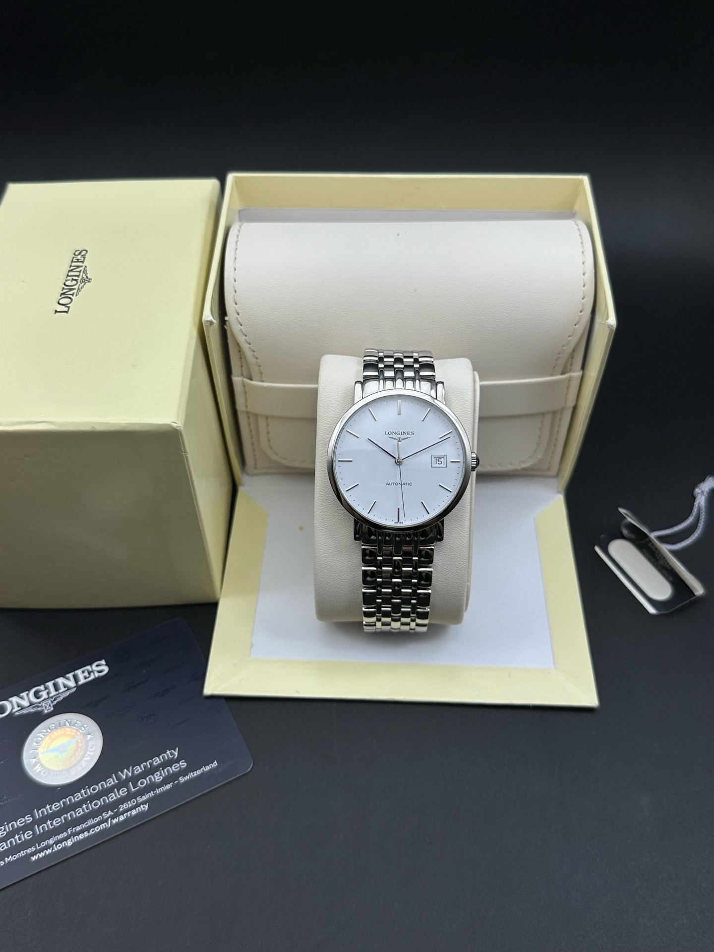 Longines L4.810.4.12.6 detail 1