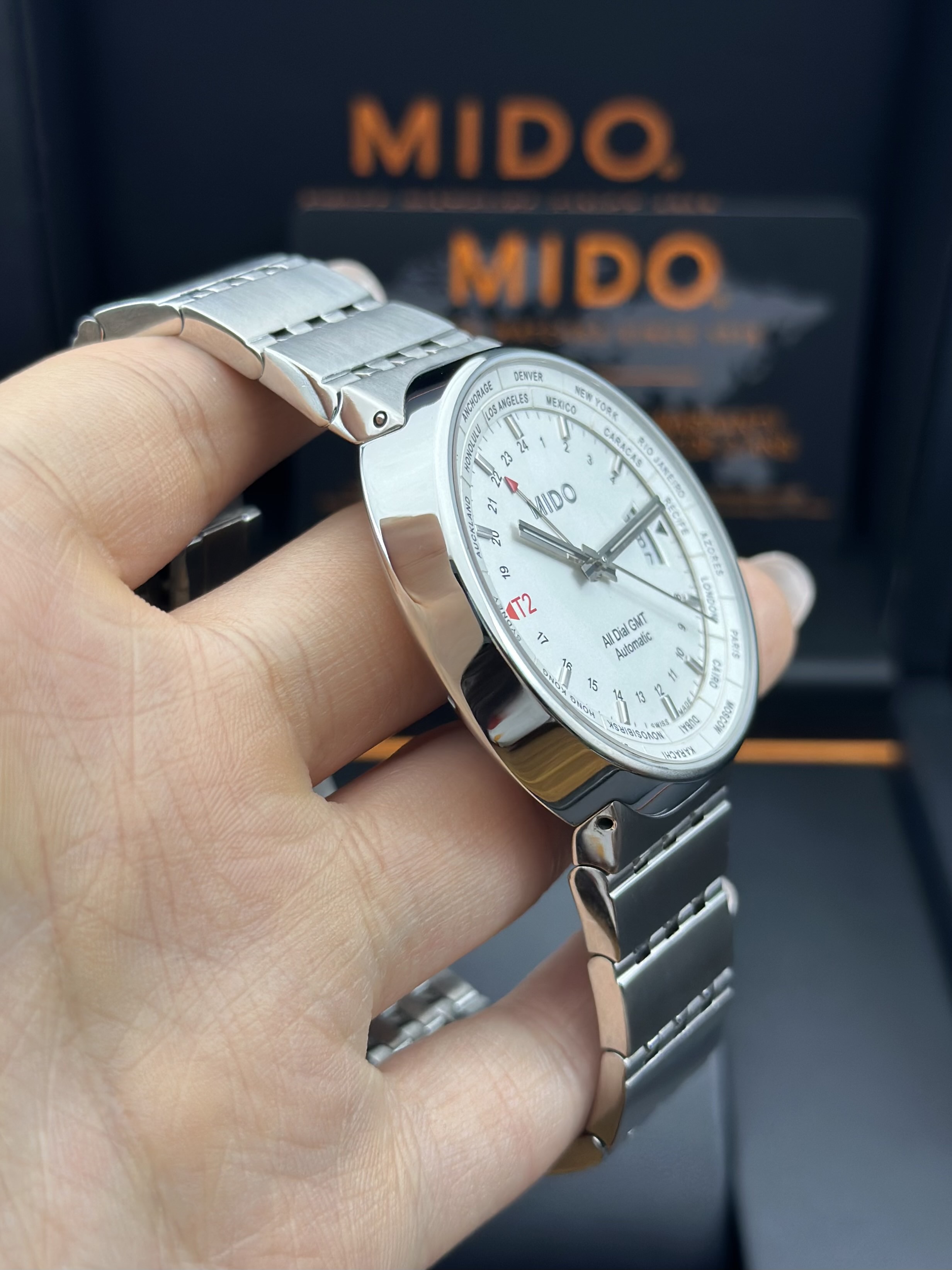 Mido M8350.4.11.1 detail 2