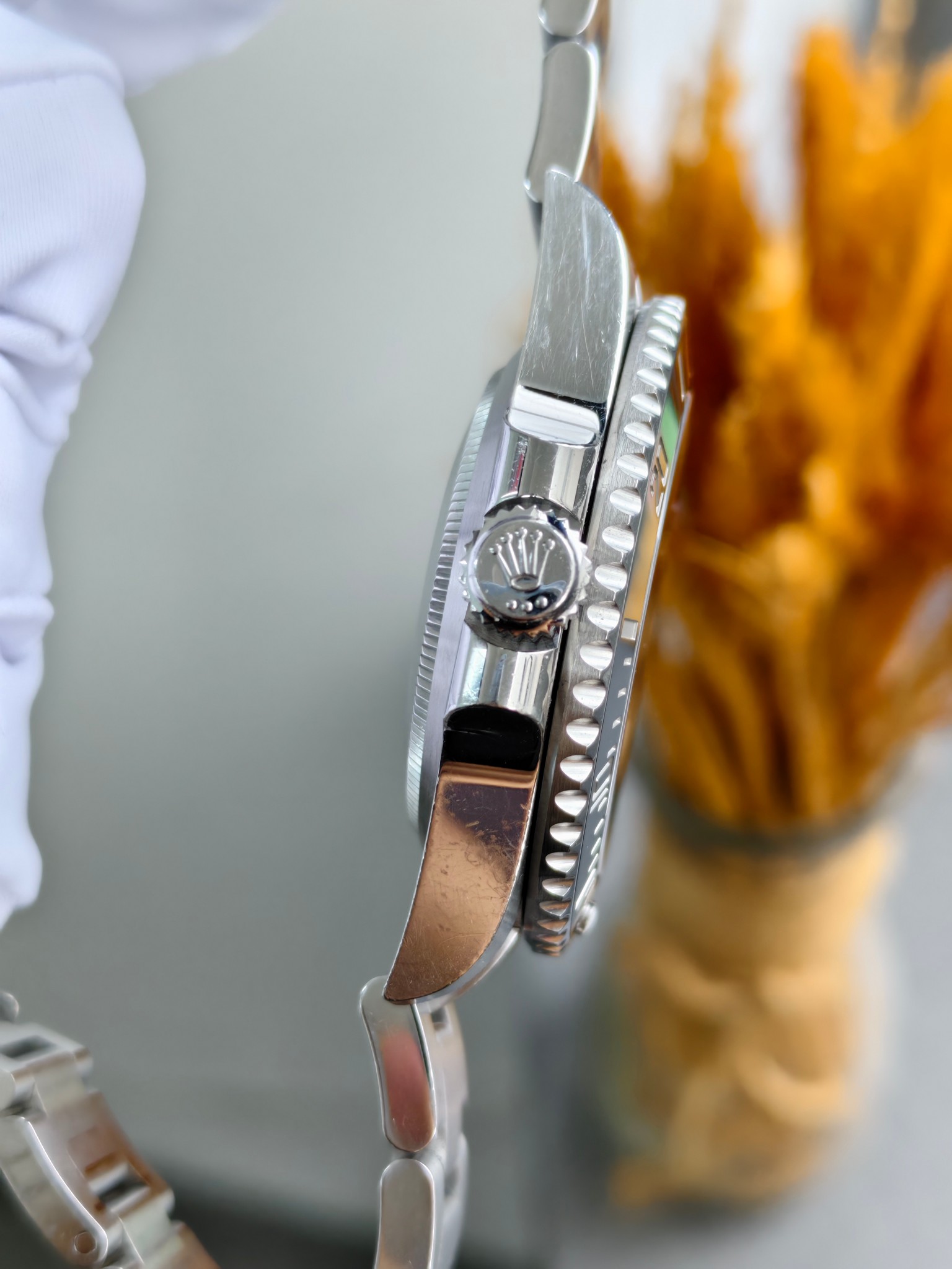 Rolex 114060-0002 detail 3