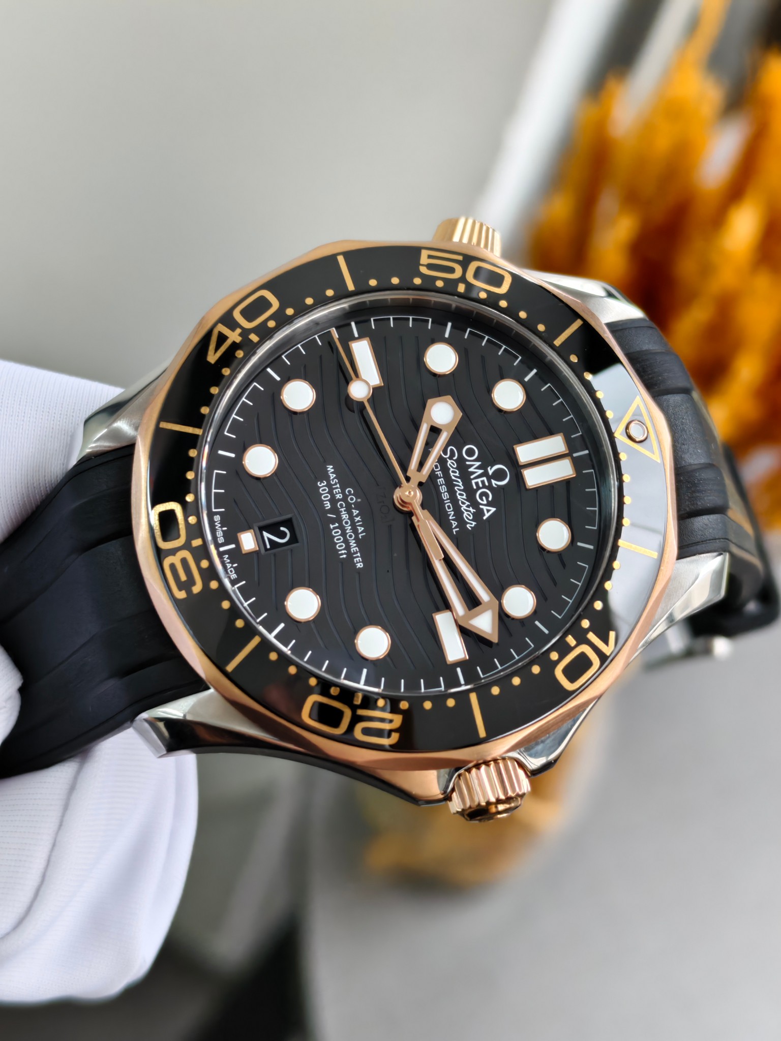 Omega 210.22.42.20.01.002 detail 2