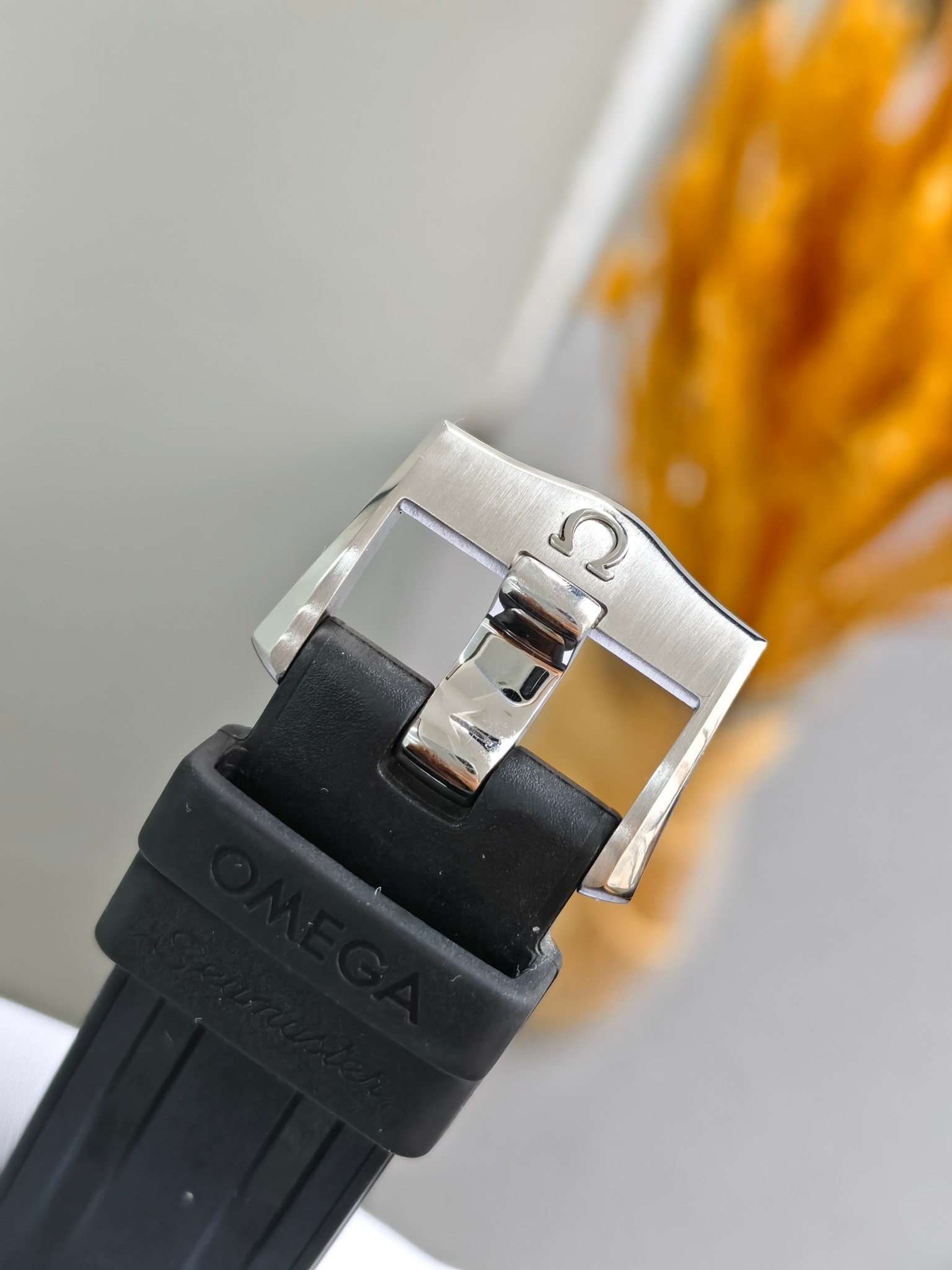 Omega 210.22.42.20.01.002 detail 4