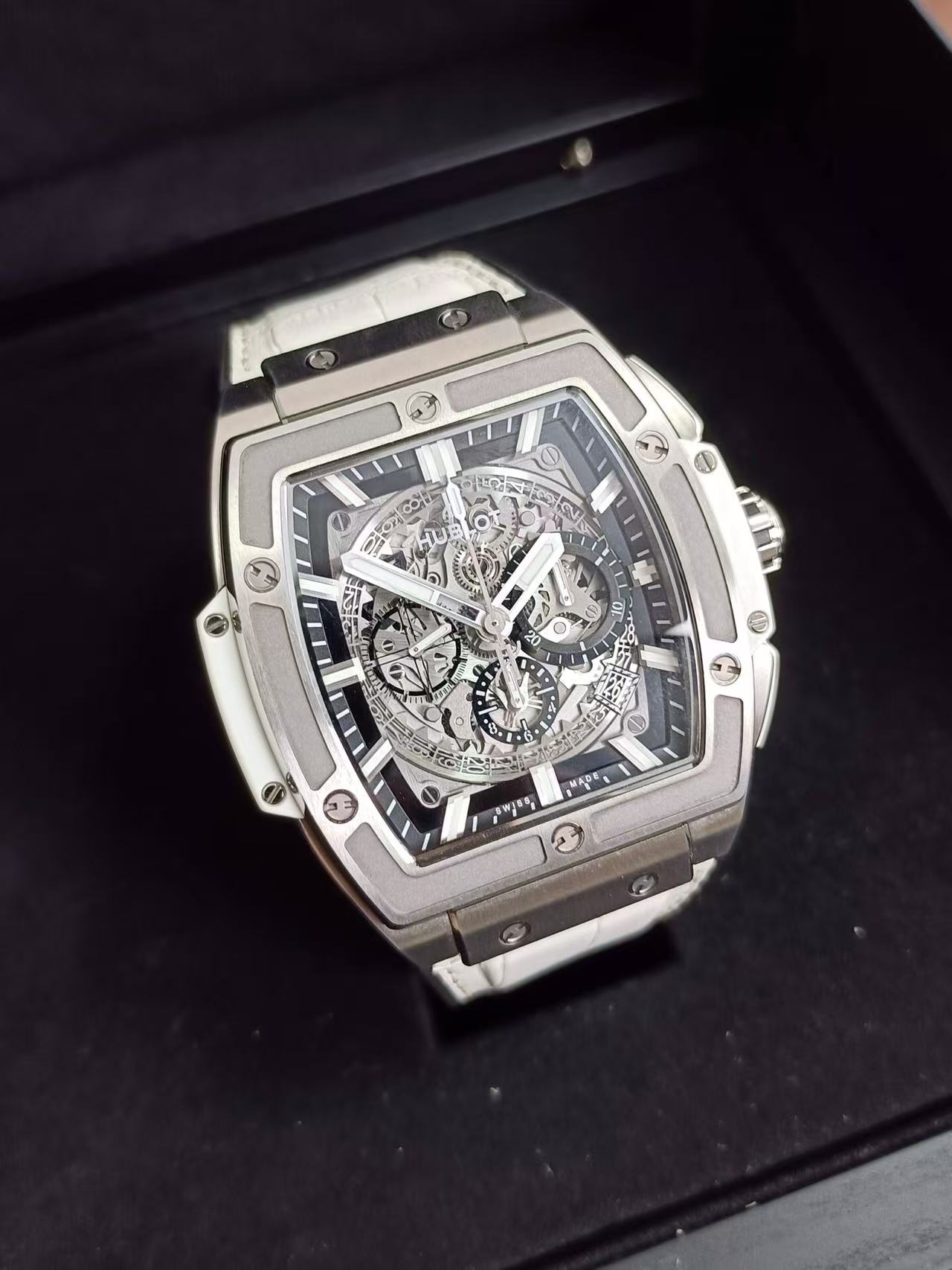 Hublot 601.NE.0172.LR.JPN17