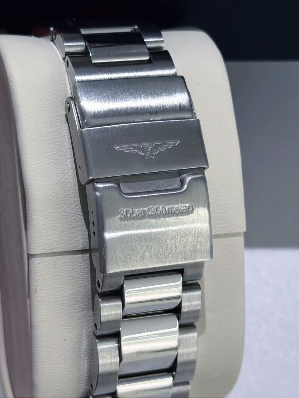 Longines L3.782.4.06.6 detail 4