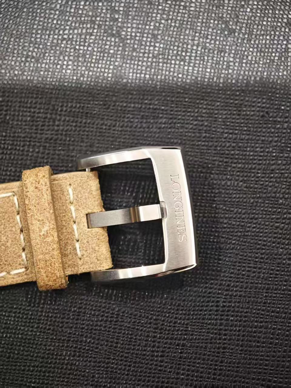 Longines L3.811.4.03.2 detail 4