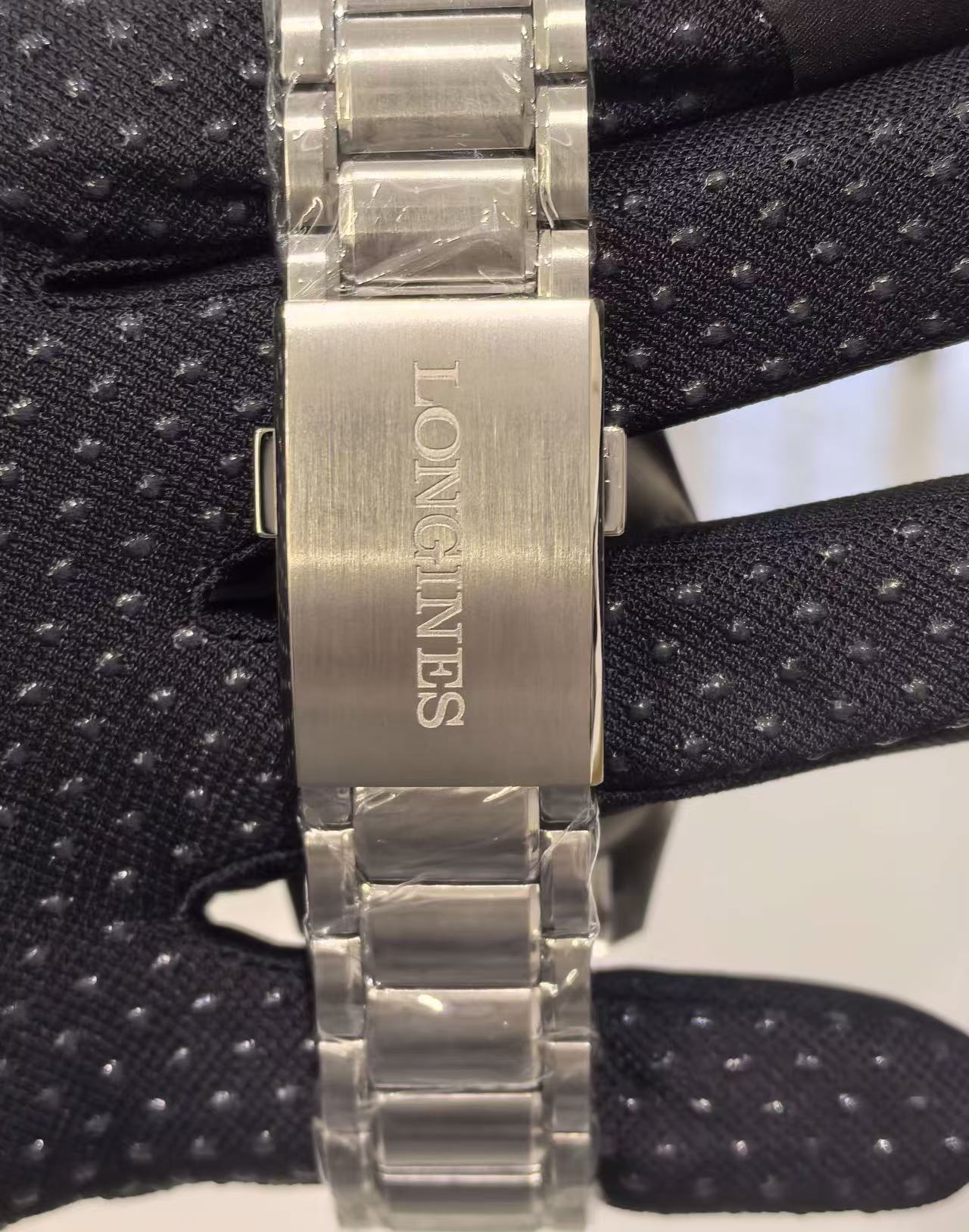 Longines L3.811.1.53.6 detail 4