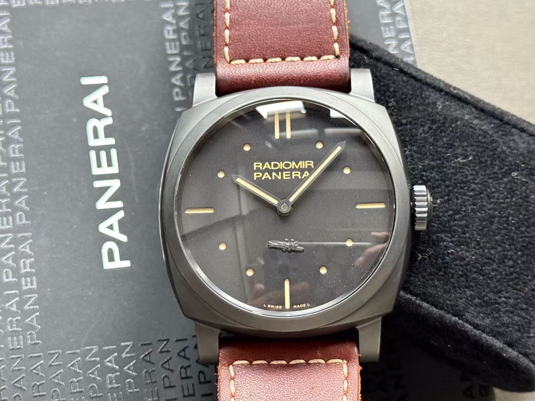 Panerai PAM00577 detail 6