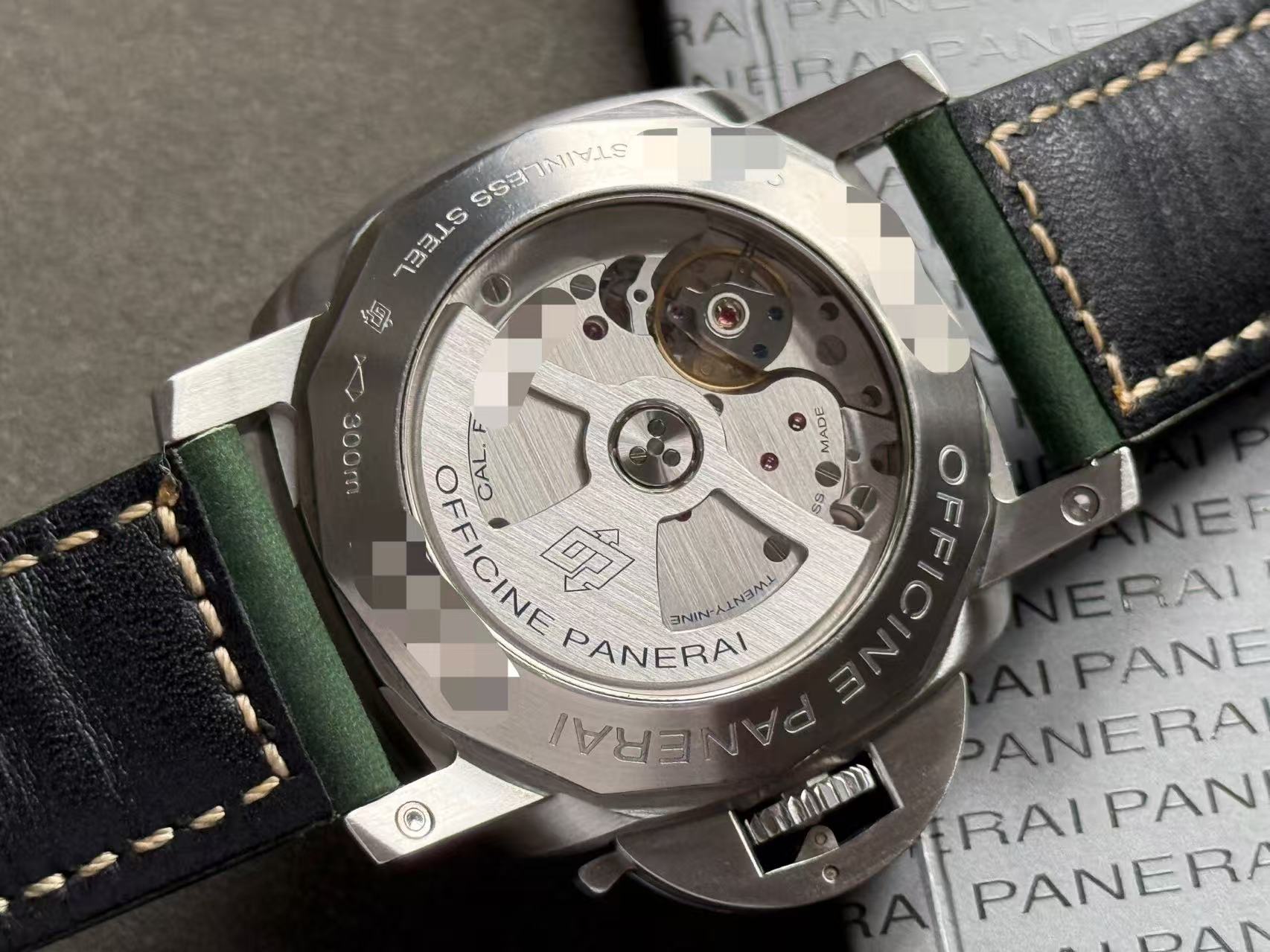Panerai PAM00321 detail 5
