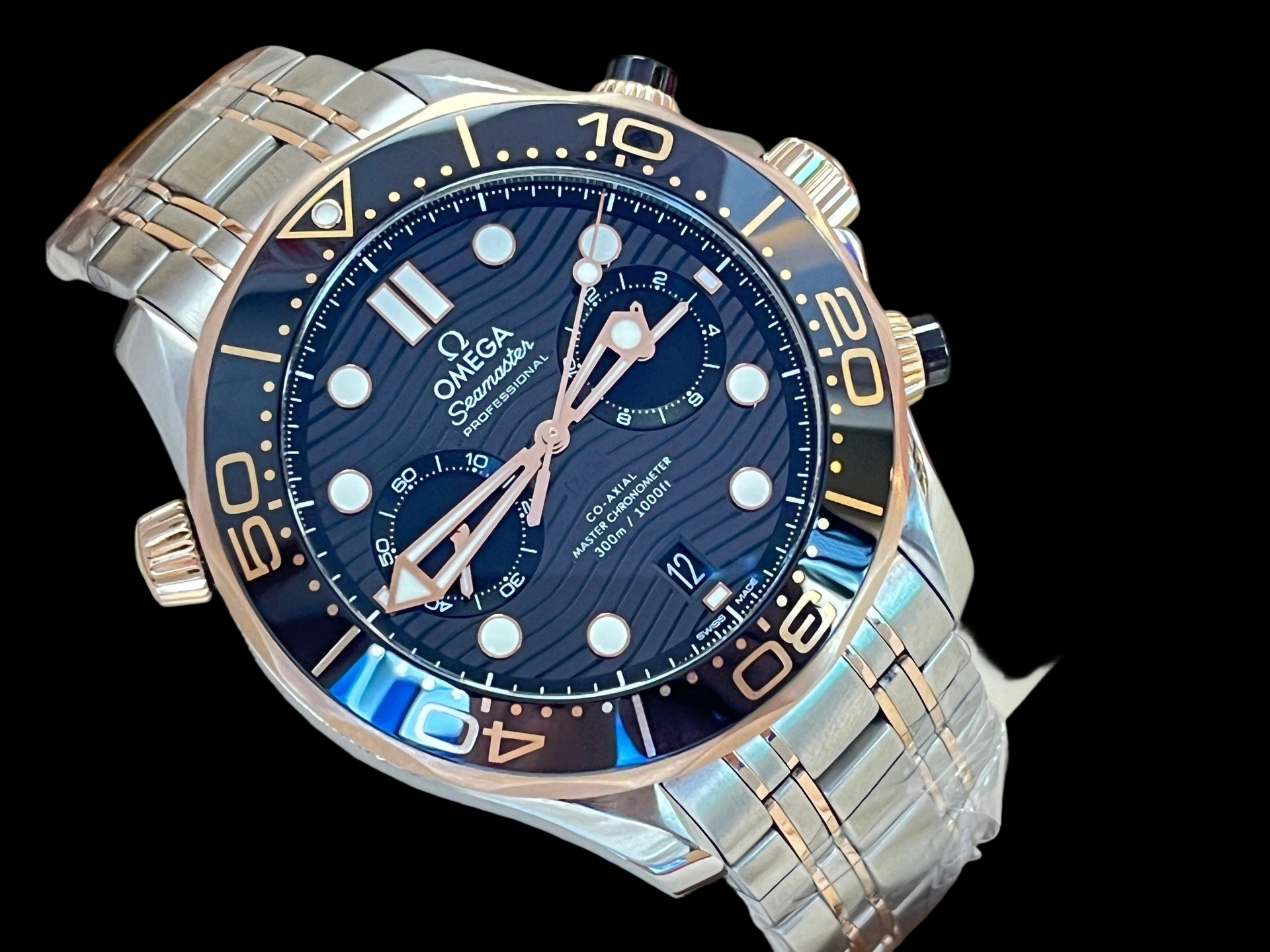Omega 210.20.44.51.01.001 detail 2