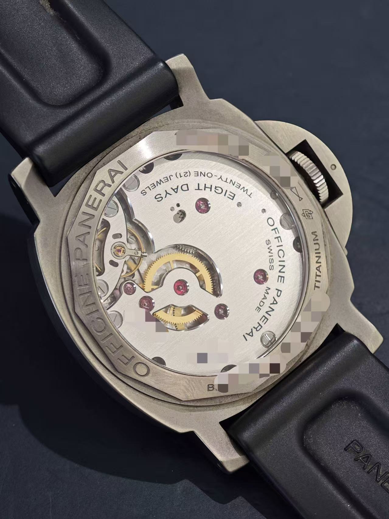 Panerai PAM00562 detail 3