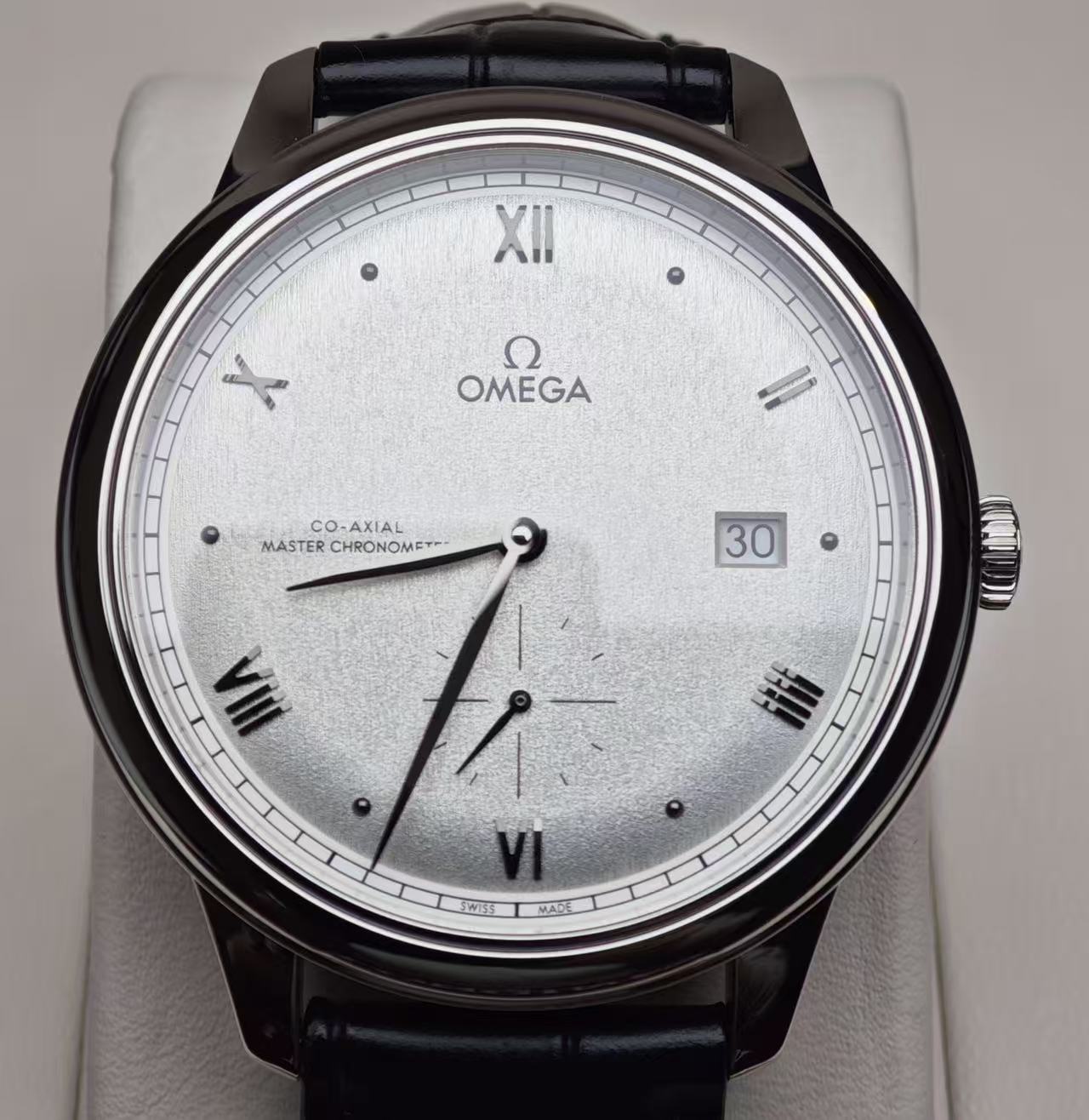 Omega 434.13.41.20.02.001 detail 4