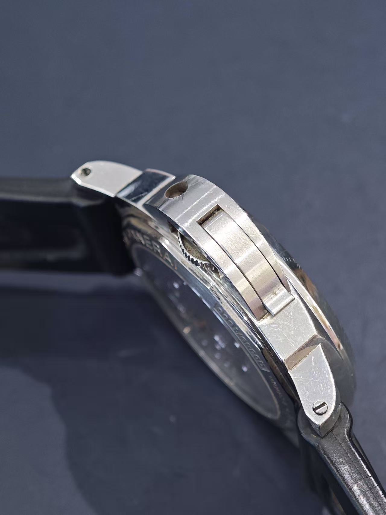 Panerai PAM00563 detail 1