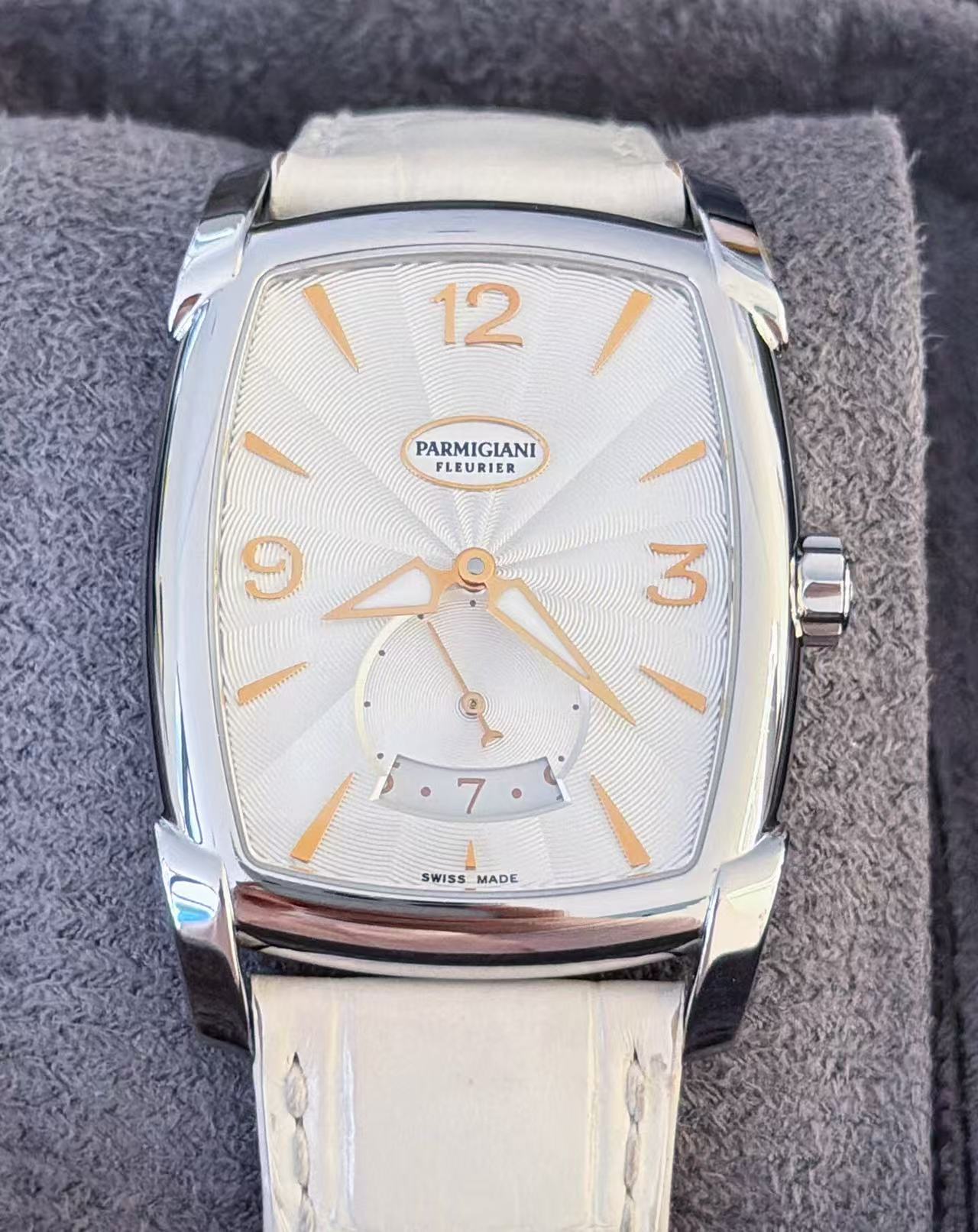Parmigiani Fleurier PFC124-0000700 detail 5