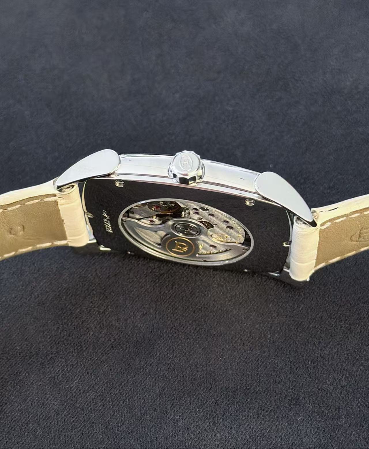 Parmigiani Fleurier PFC124-0000700 detail 7