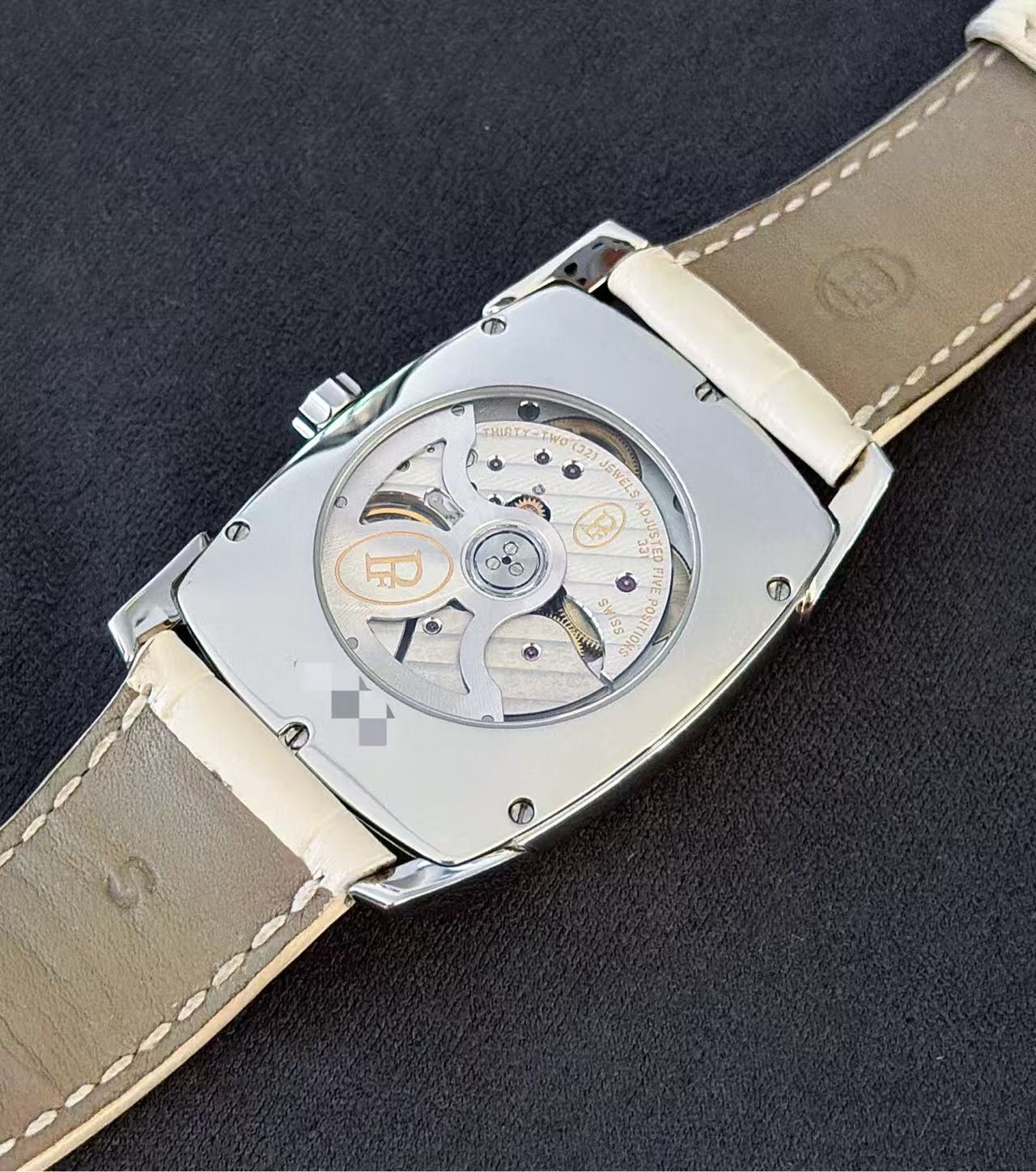 Parmigiani Fleurier PFC124-0000700 detail 8