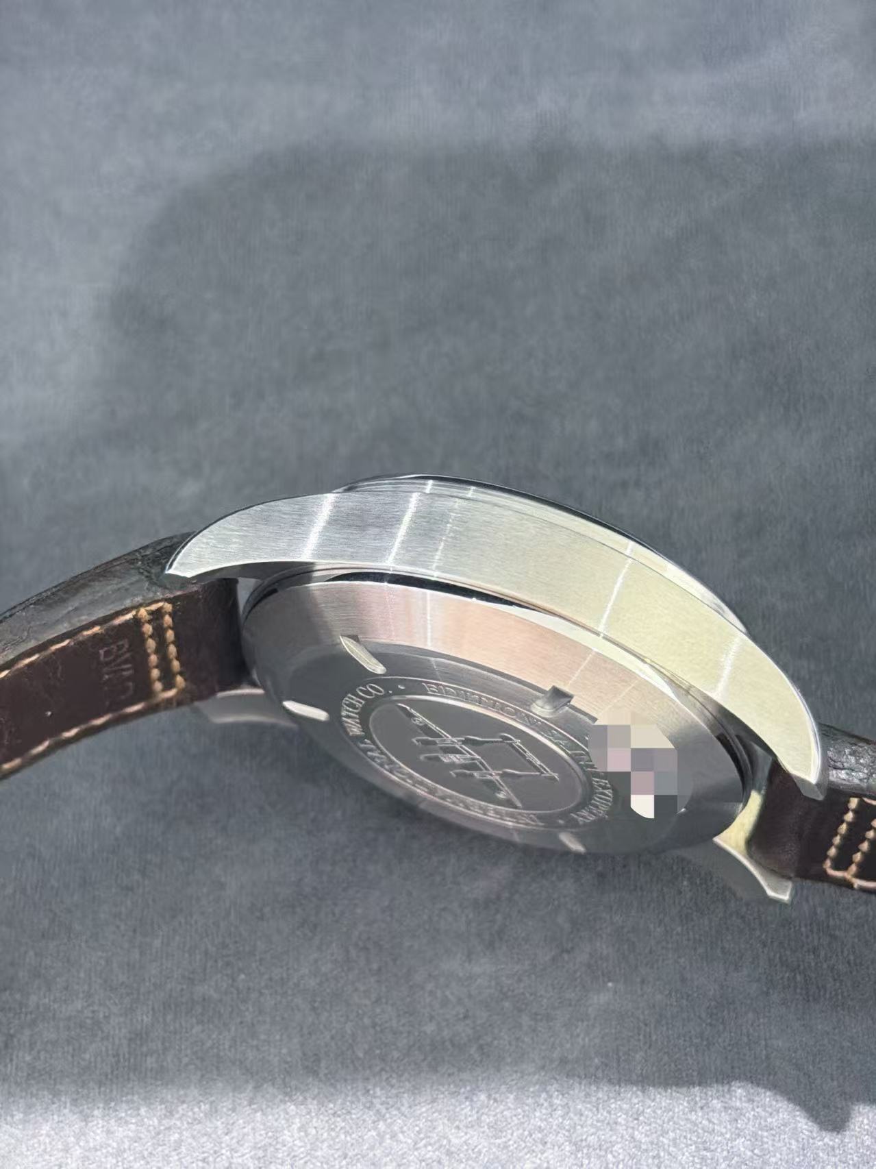 IWC IW387806 detail 1