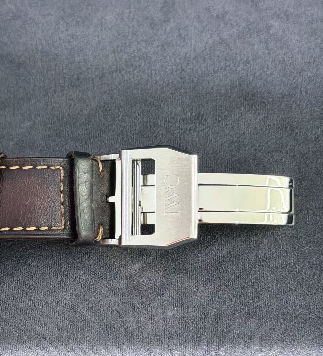 IWC IW387806 detail 4