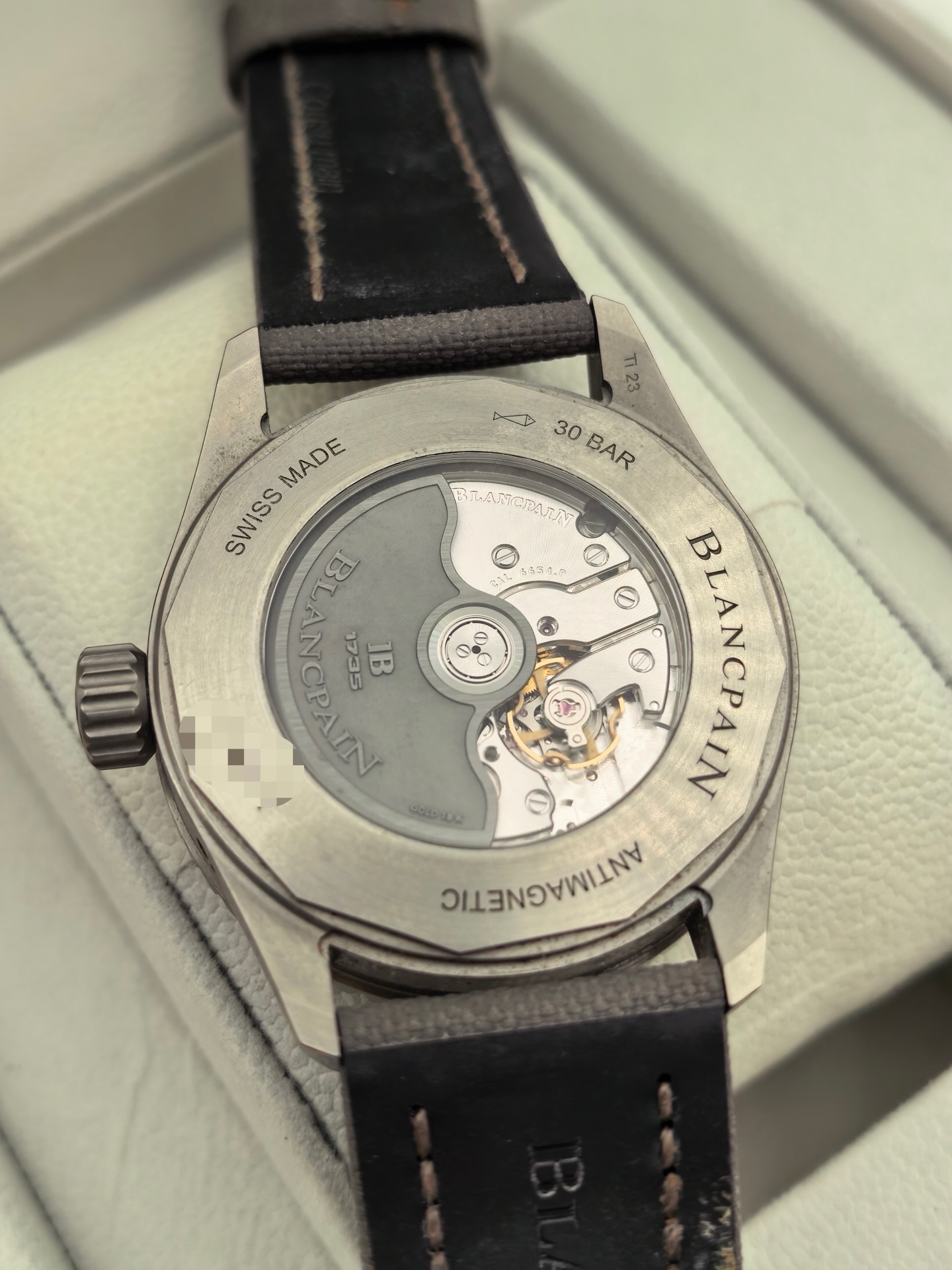 Blancpain 5054 1210 G52A detail 4
