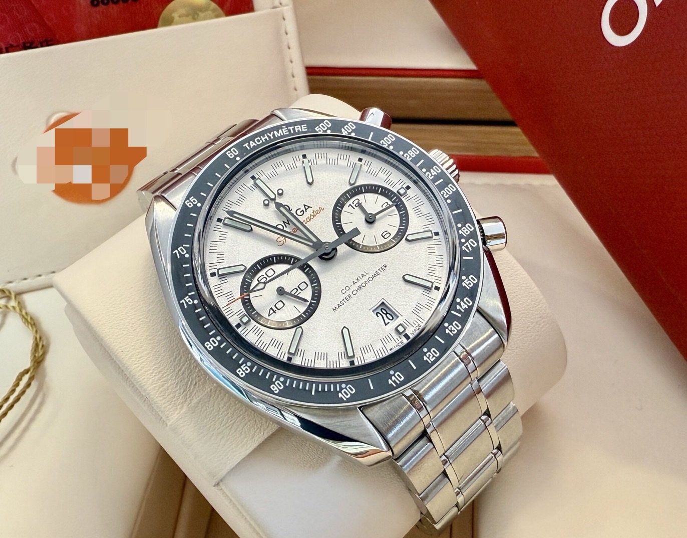Omega 329.30.44.51.04.001 detail 7