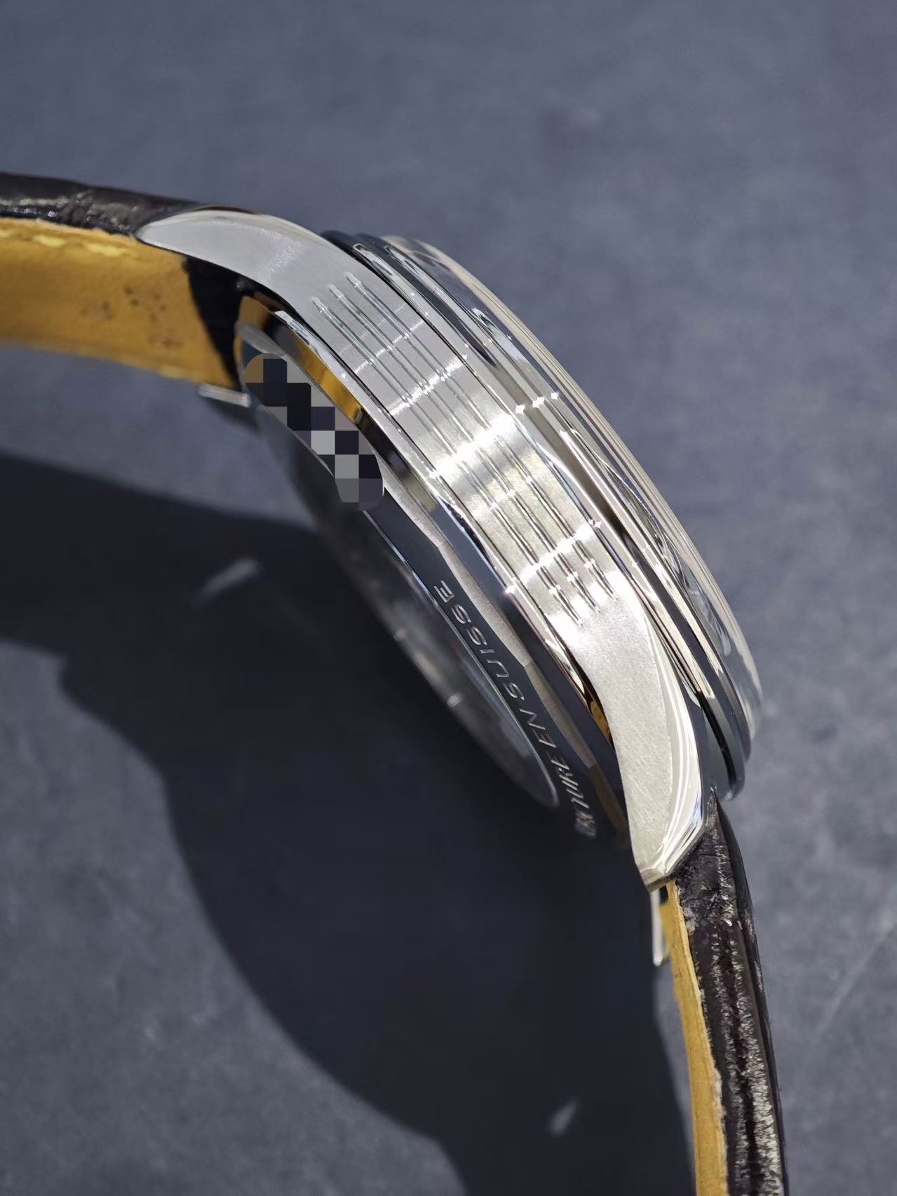Breitling AB0145331K1P1 detail 1