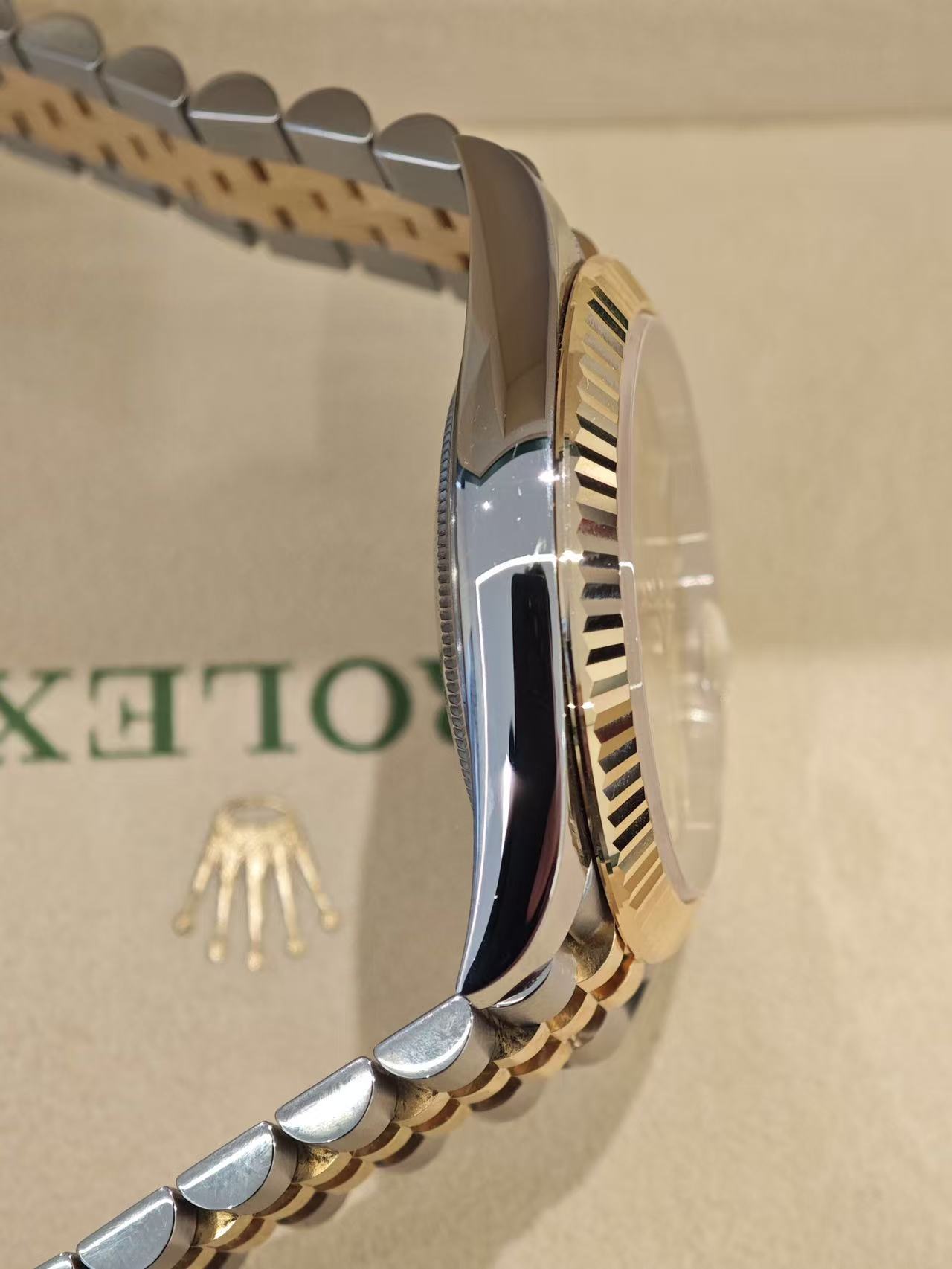 Rolex m126333-0010 detail 2
