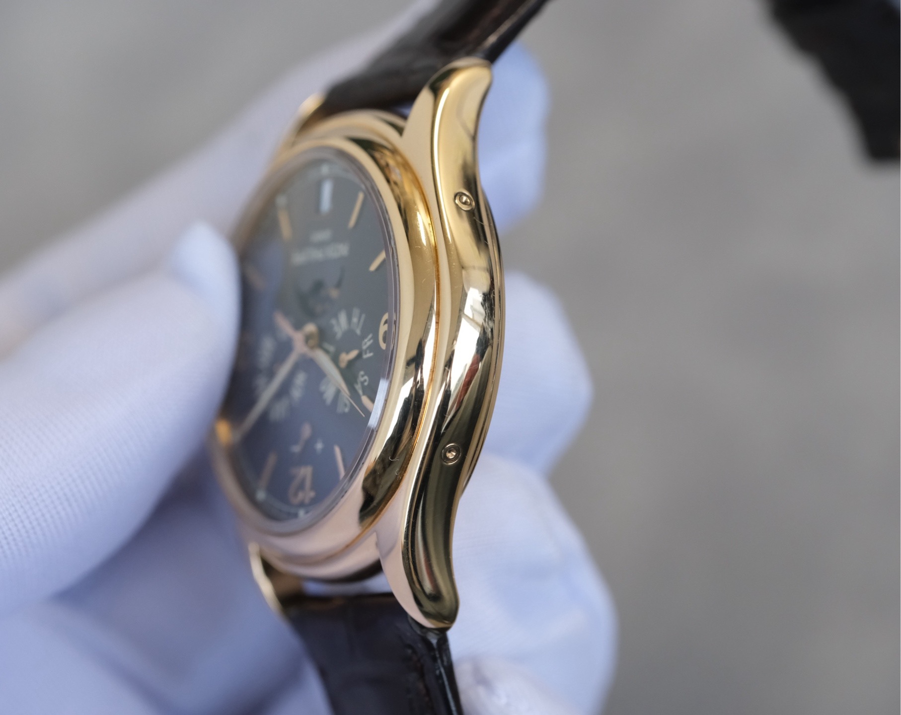 Patek Philippe 5146J-010 detail 5