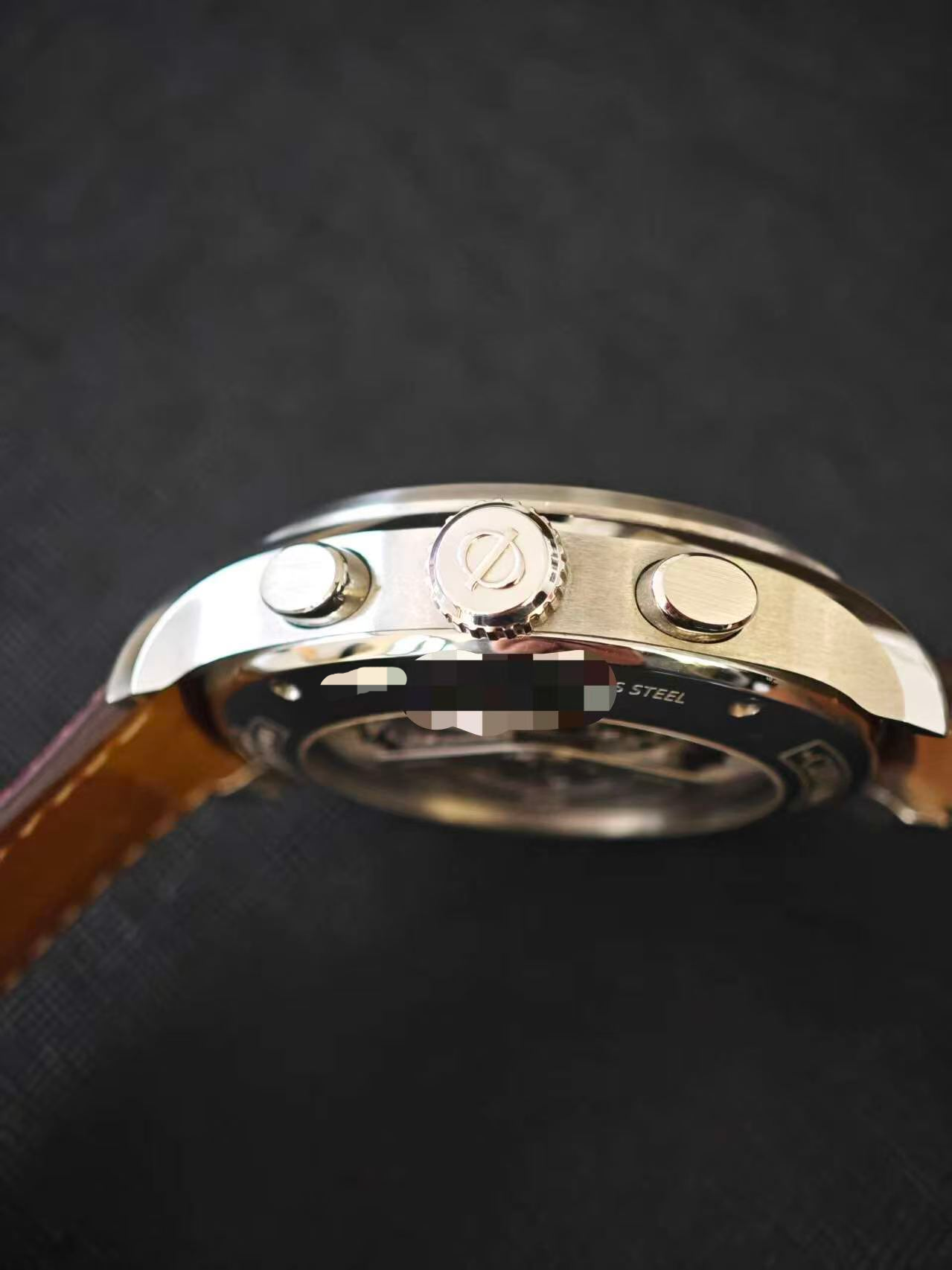 Baume & Mercier M0A10303 detail 2