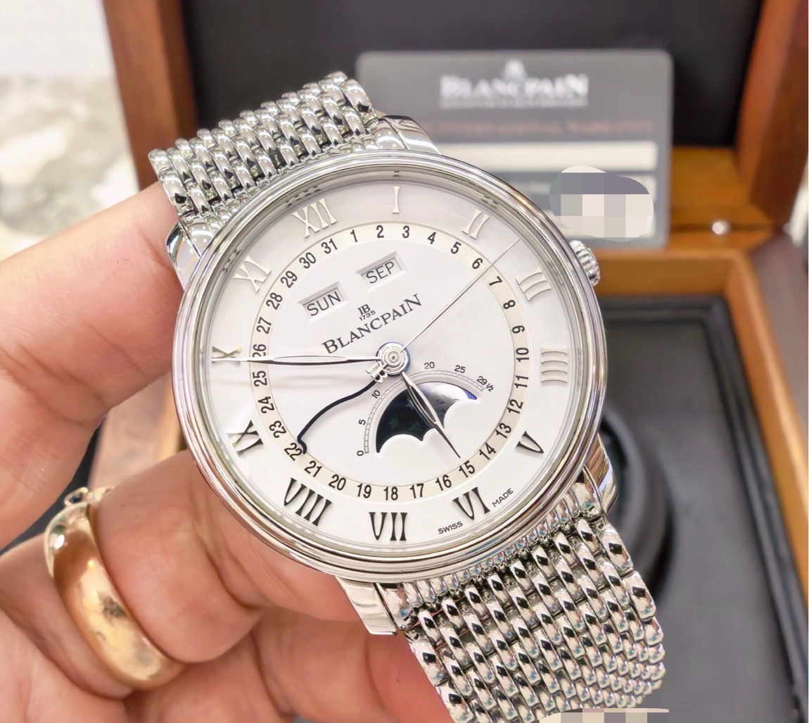 Blancpain 6654-1127-MMB detail 6