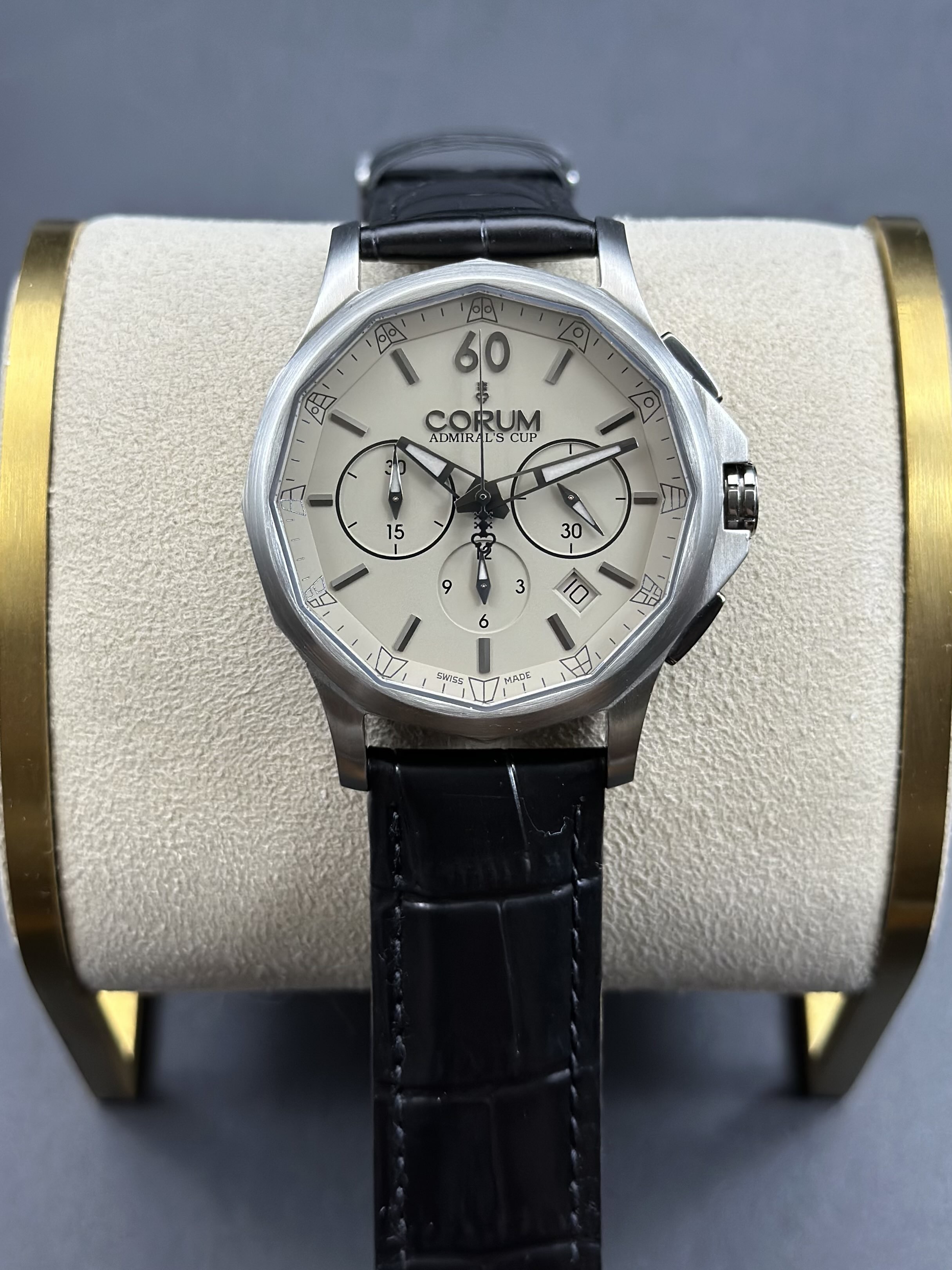 Corum 984.102.98 / 0603