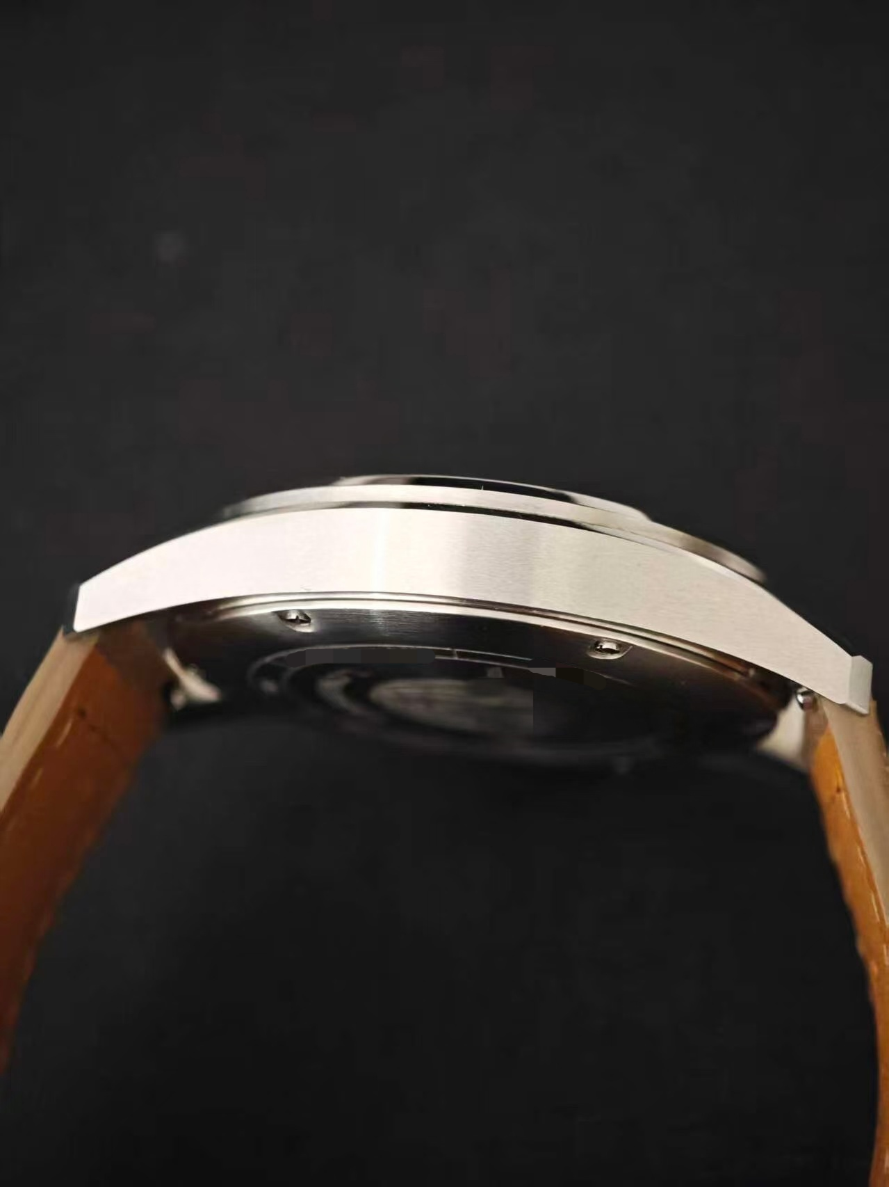 Longines L3.811.4.03.2 detail 1