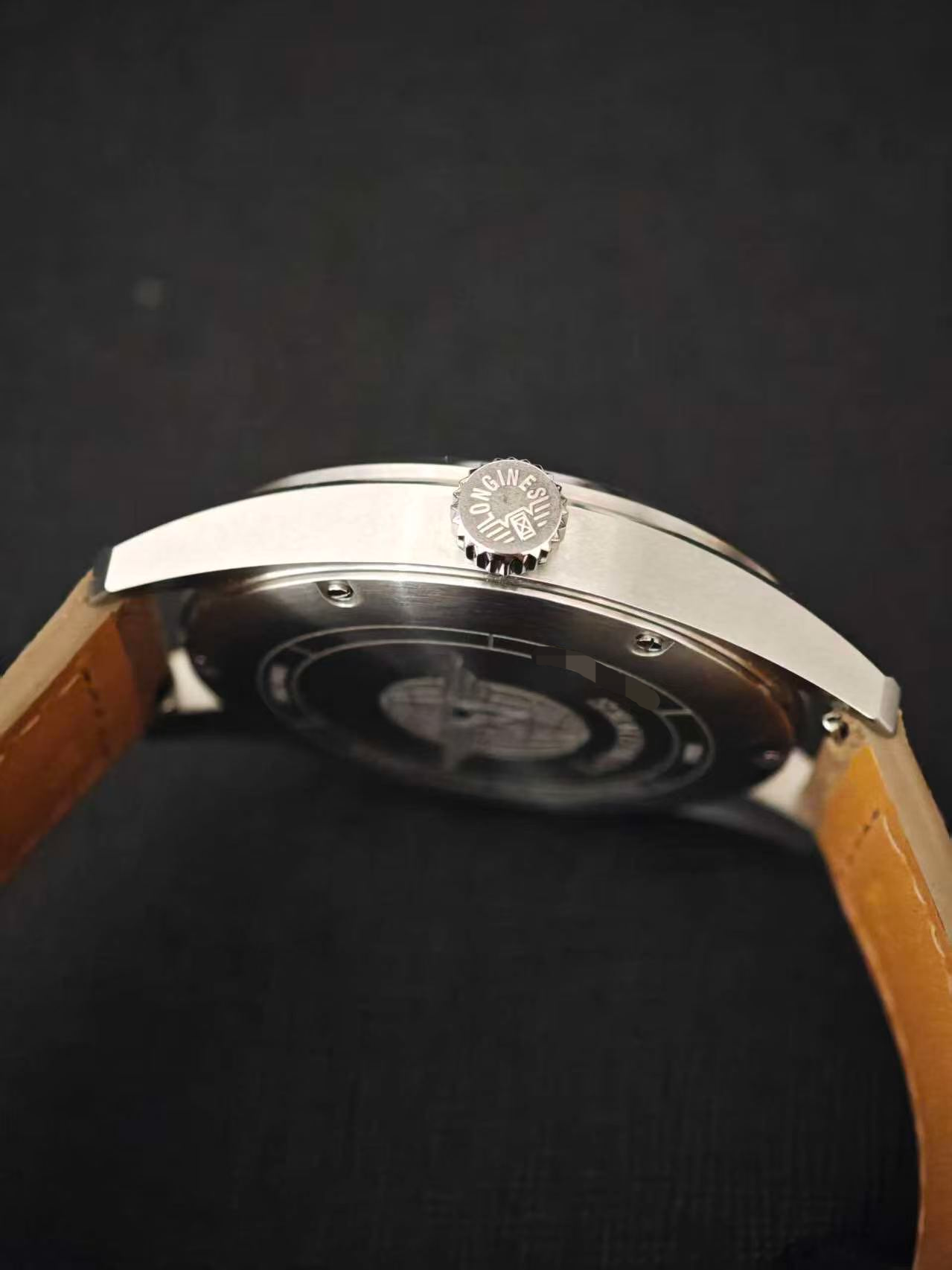 Longines L3.811.4.03.2 detail 2