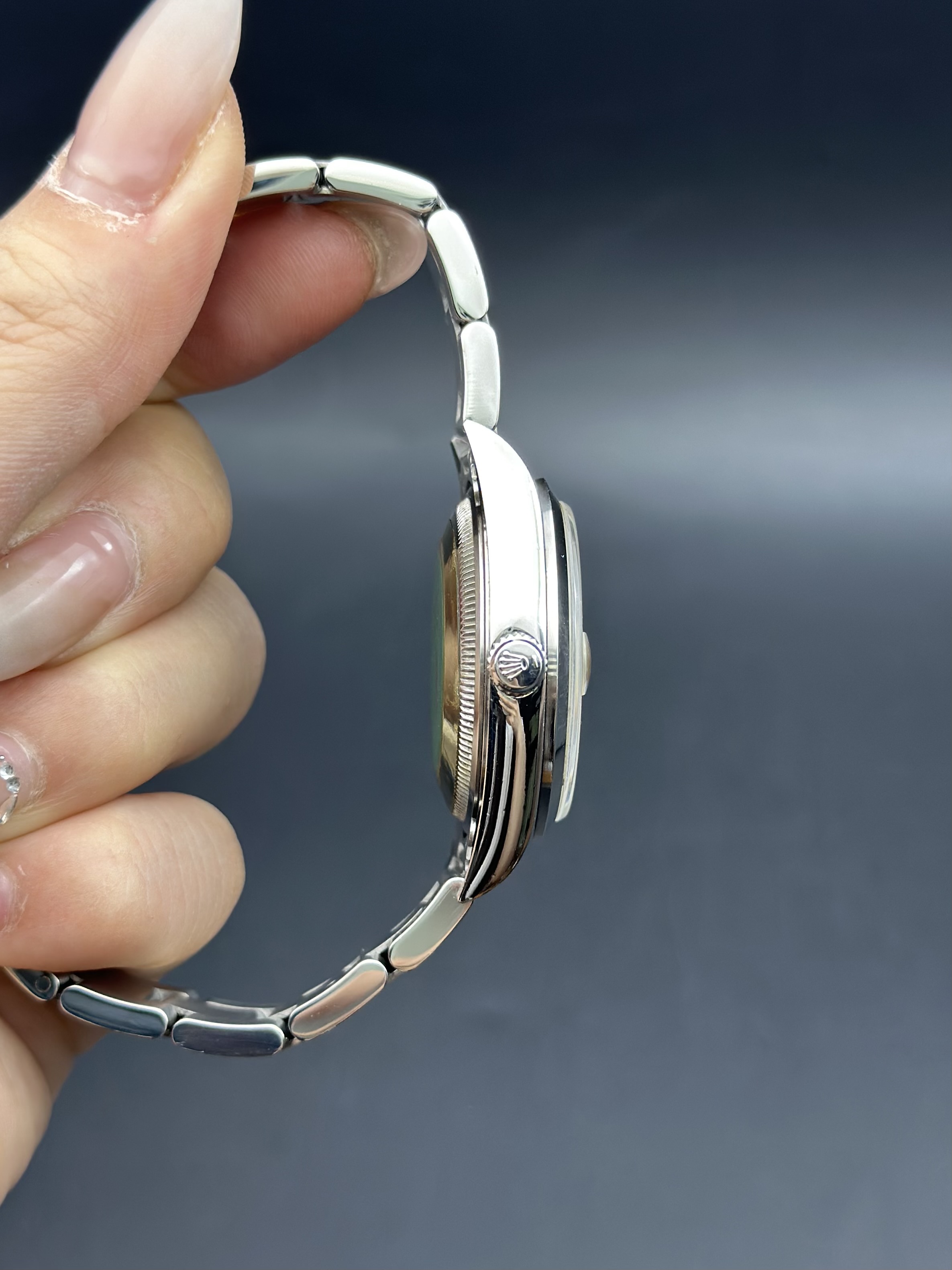Rolex 15200 detail 4