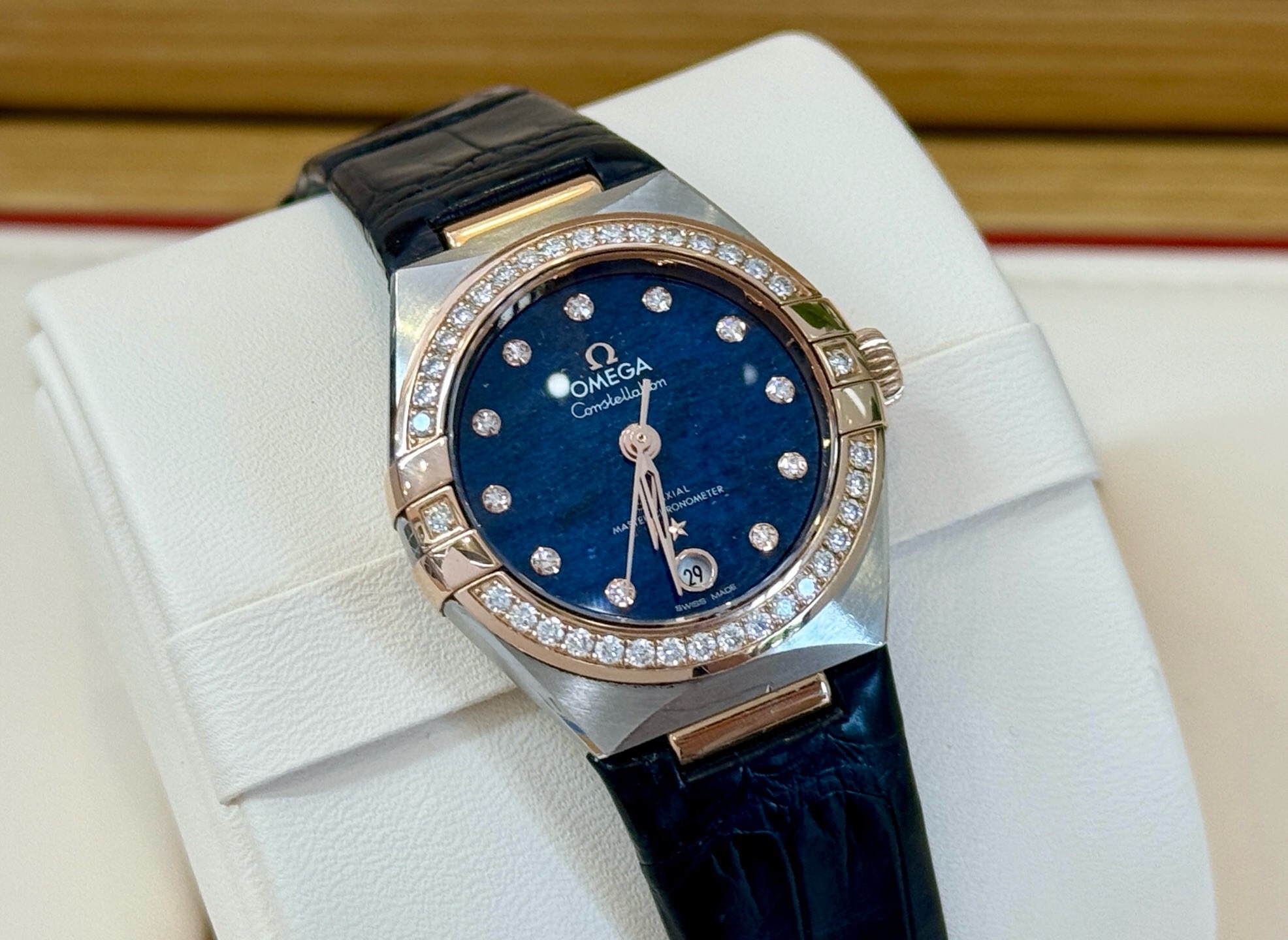 Omega 131.28.29.20.99.003 detail 6