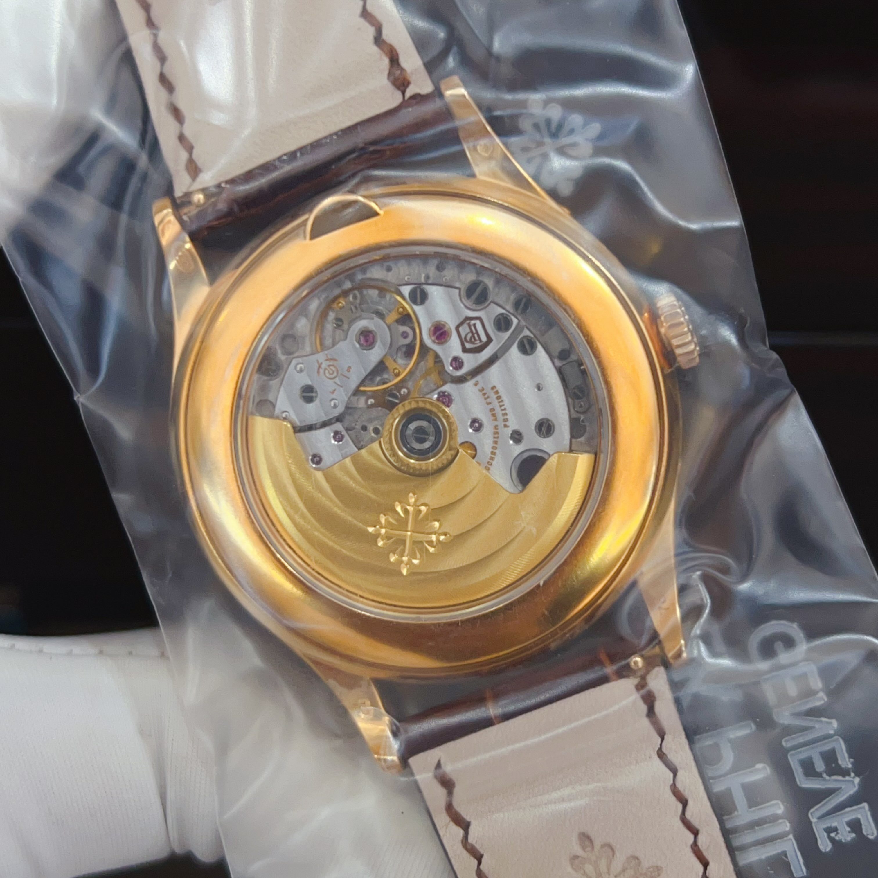Patek Philippe 5396R-011 detail 1