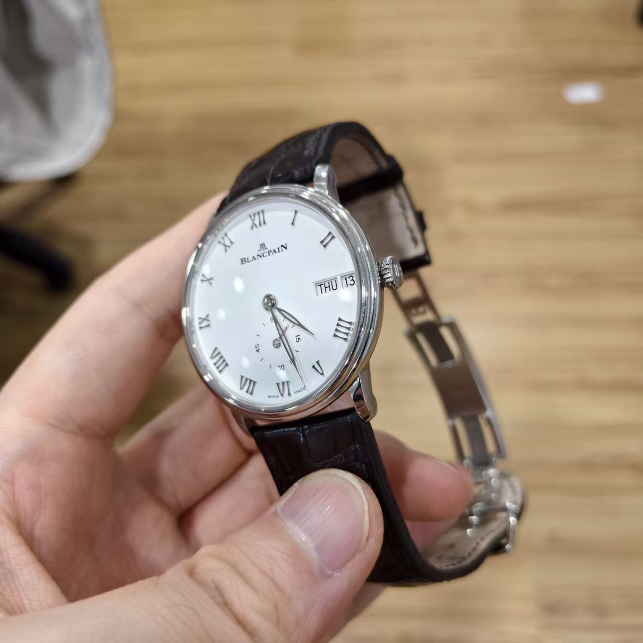 Blancpain 6652 1127 55B detail 2