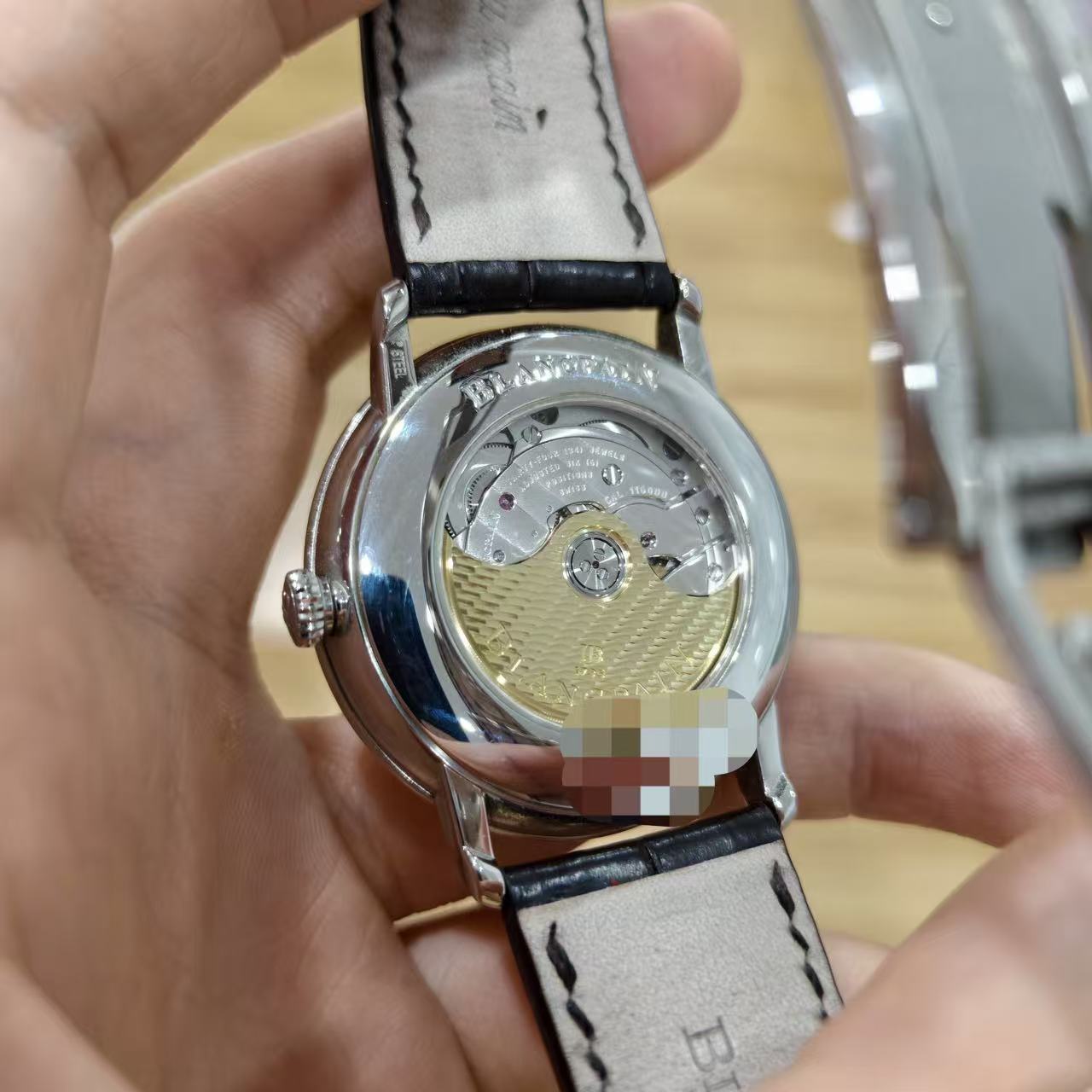 Blancpain 6652 1127 55B detail 3