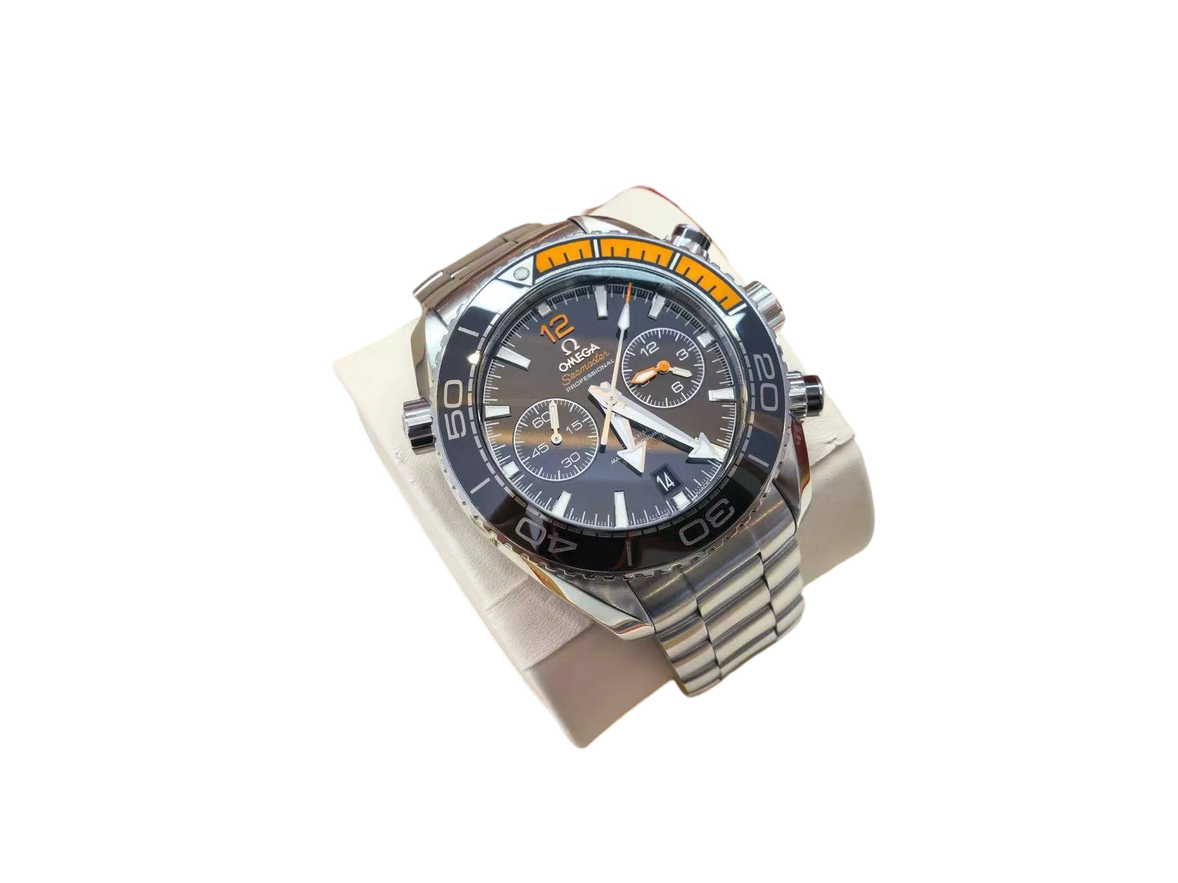 Omega 215.30.46.51.01.002 detail 2