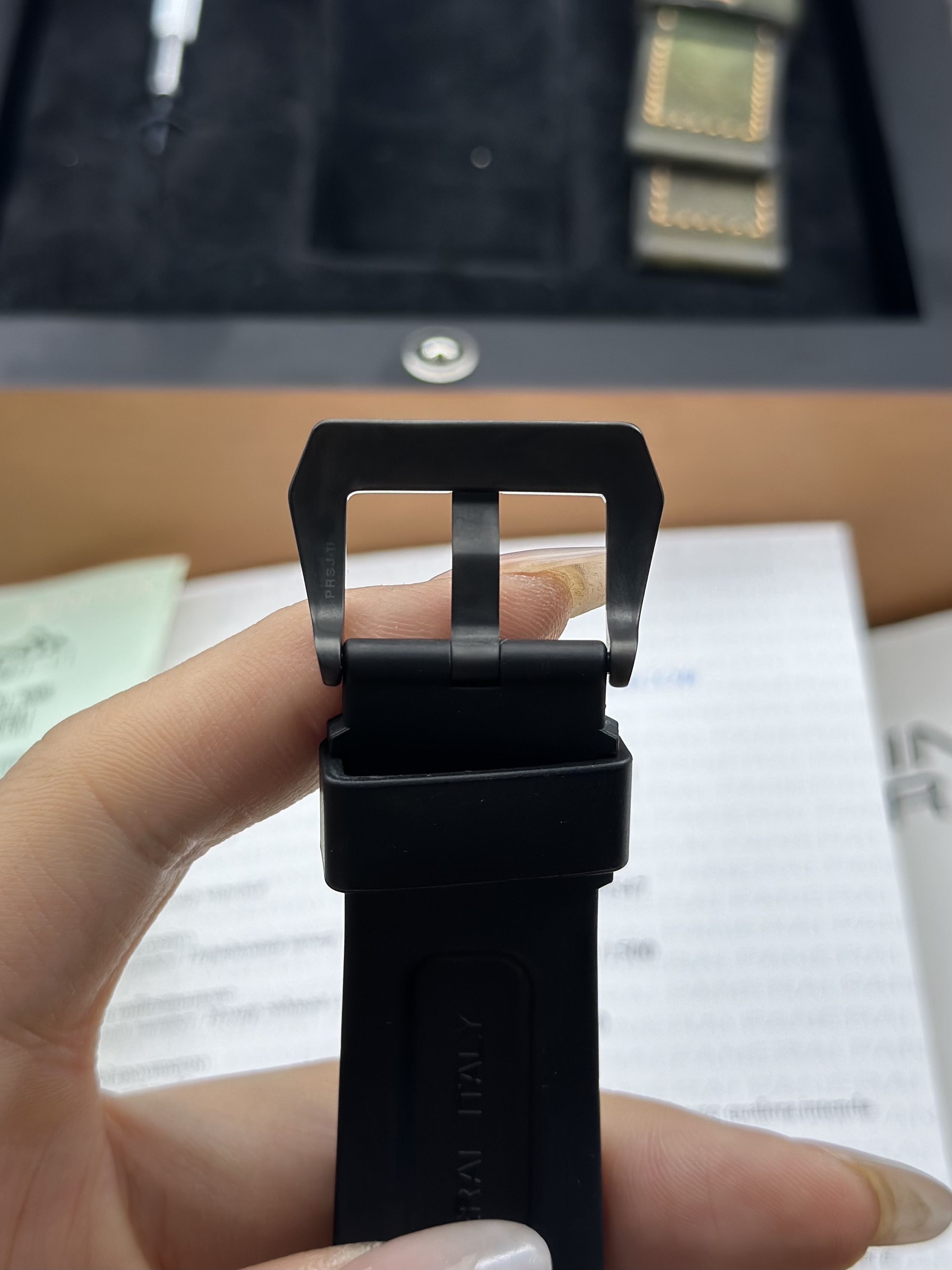 Panerai PAM00441 detail 5