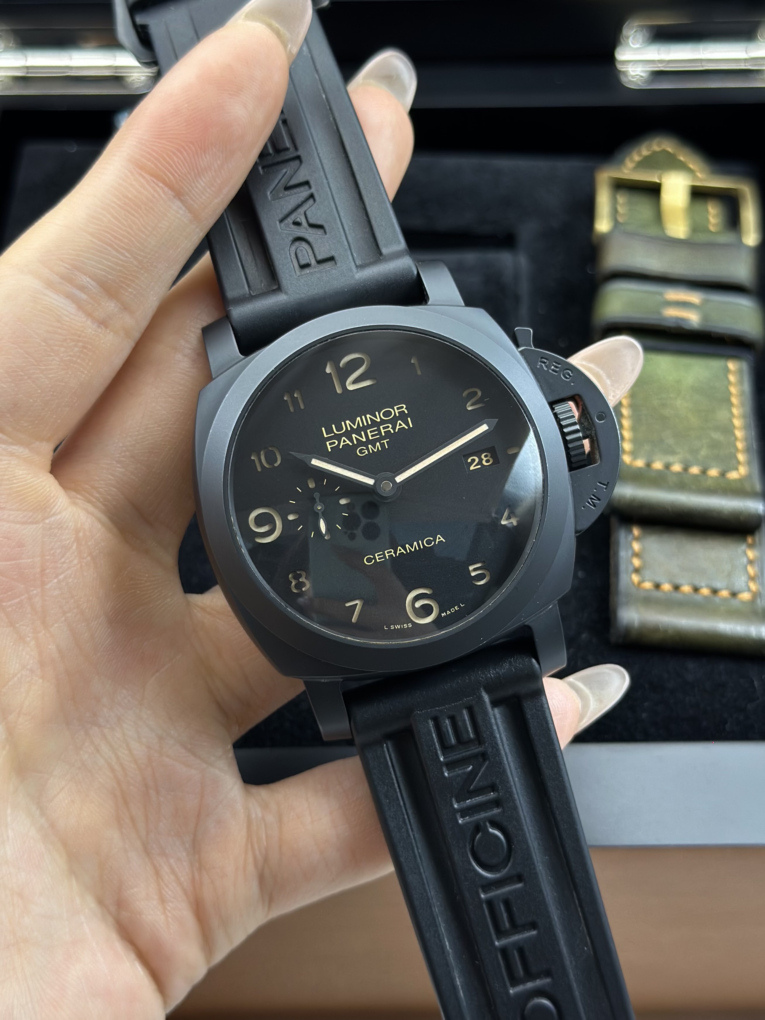 Panerai PAM00441 detail 7