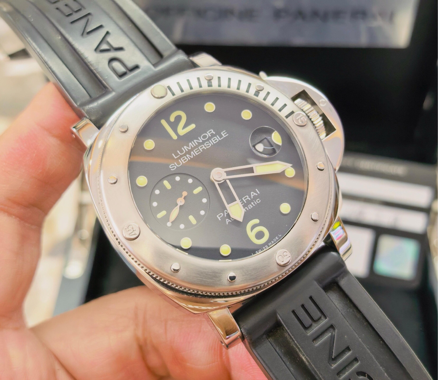 Panerai PAM01024 detail 6
