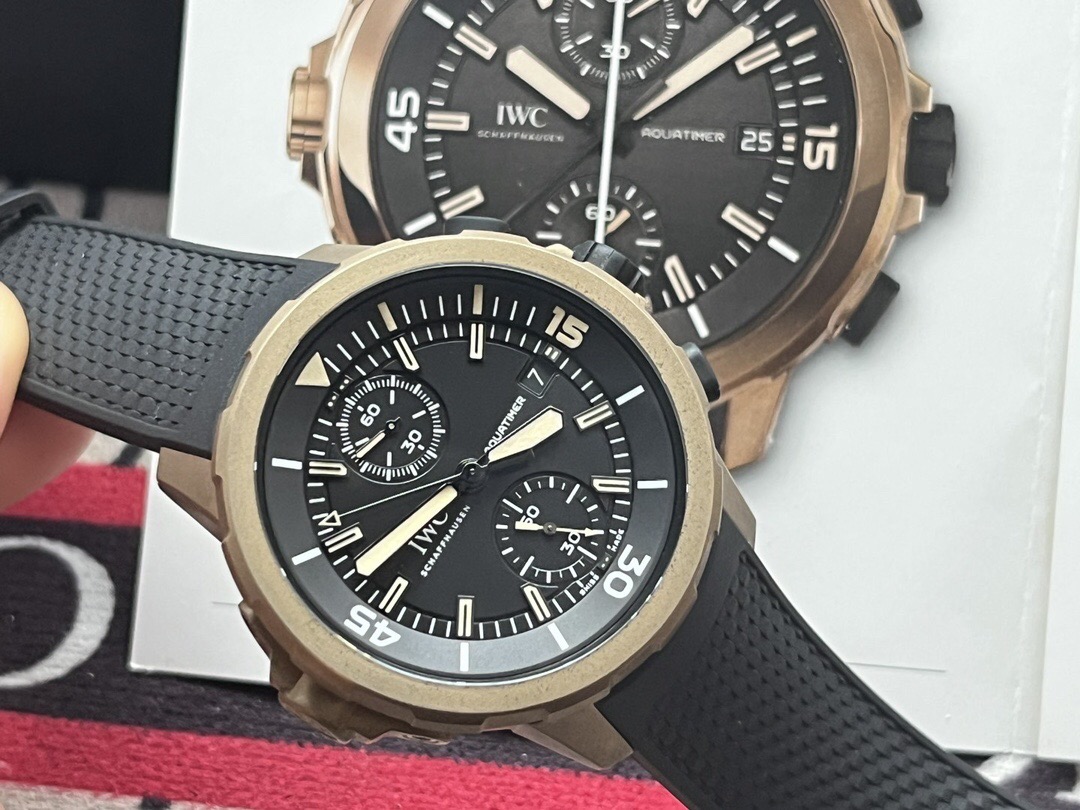 IWC IW379503 detail 1