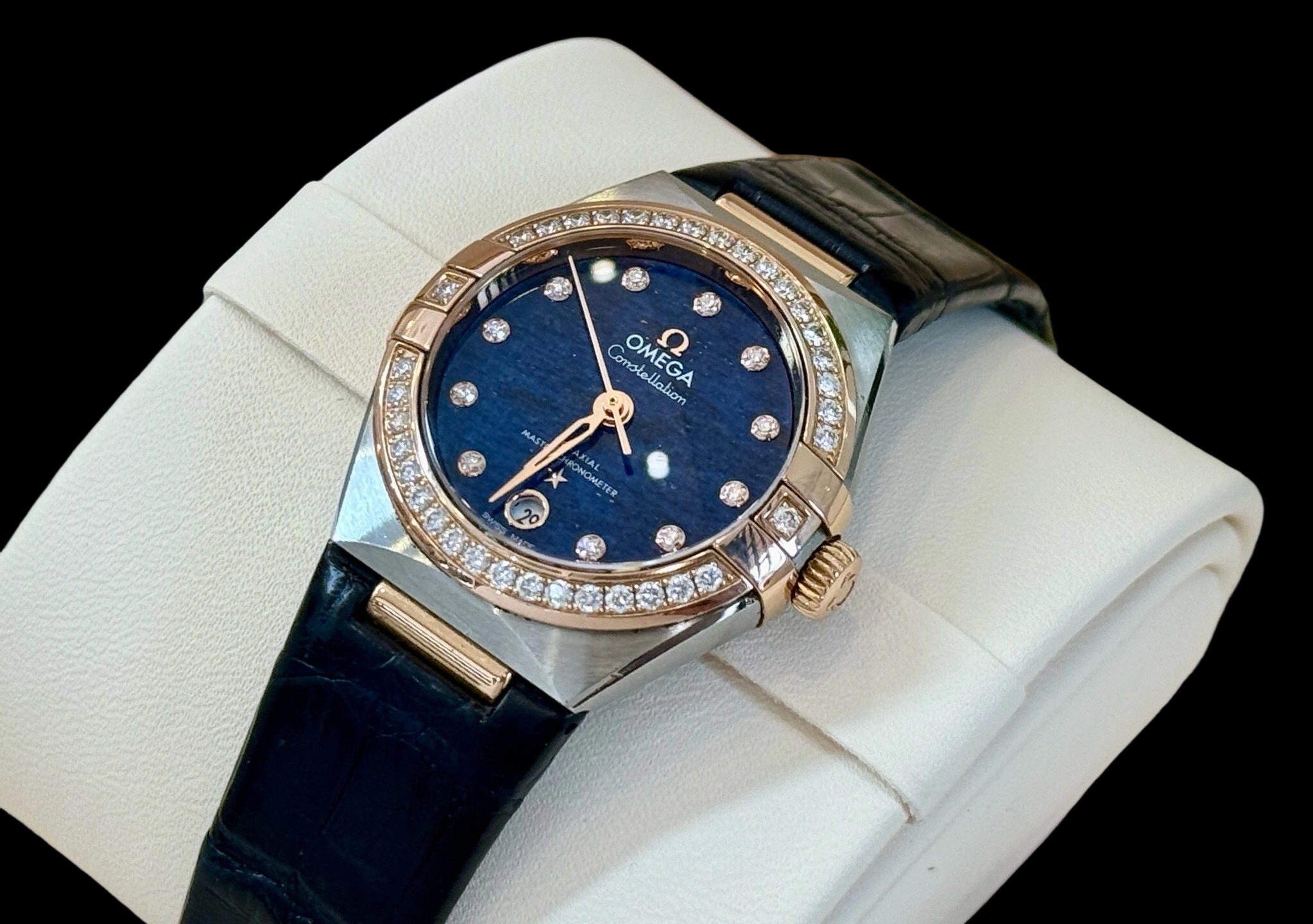 Omega 131.28.29.20.99.003 detail 1