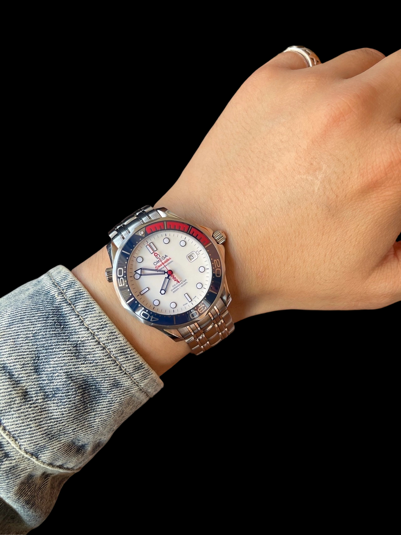 Omega 212.32.41.20.04.001 detail 1