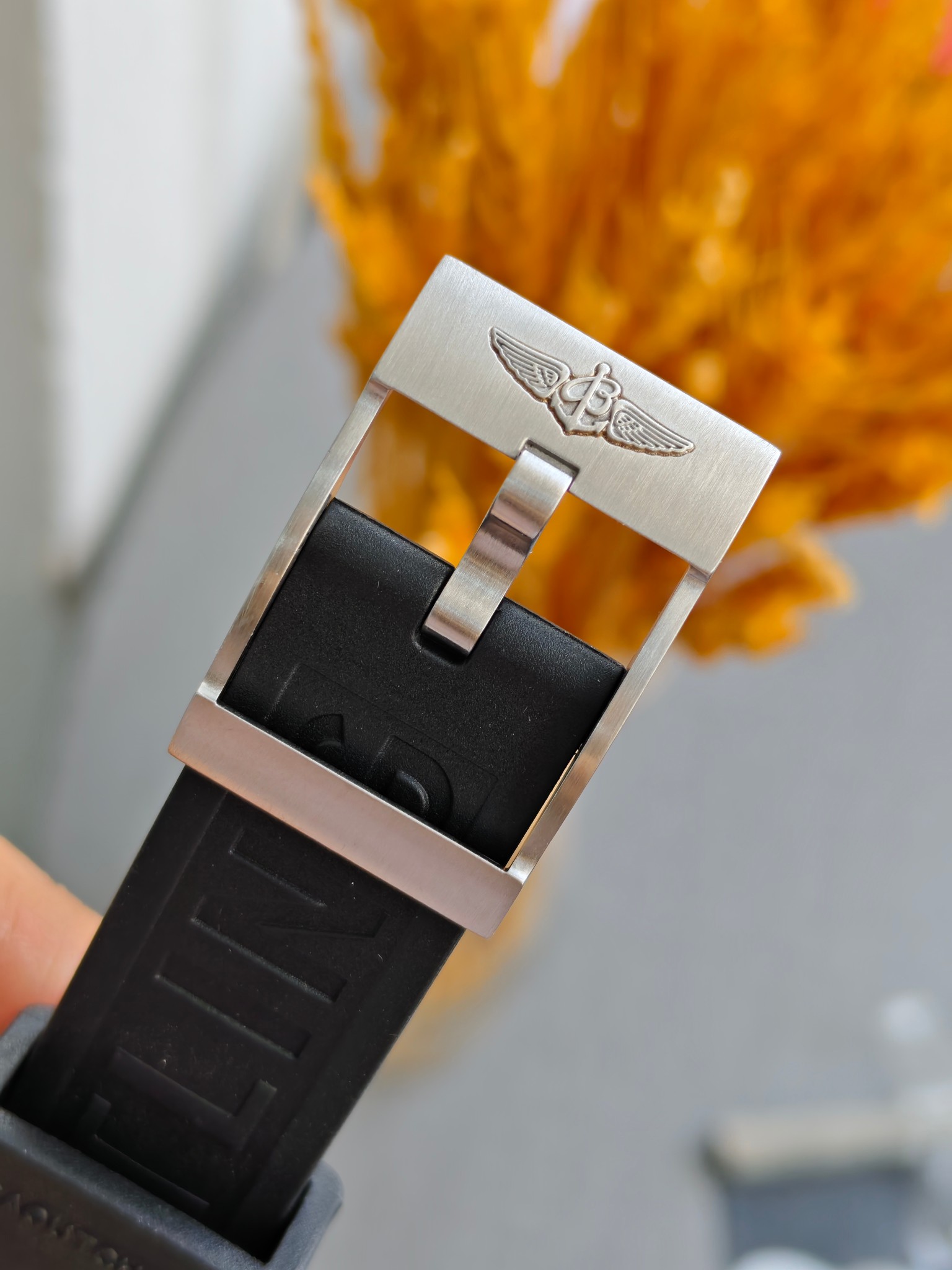 Breitling A17366D71B2S1 detail 5